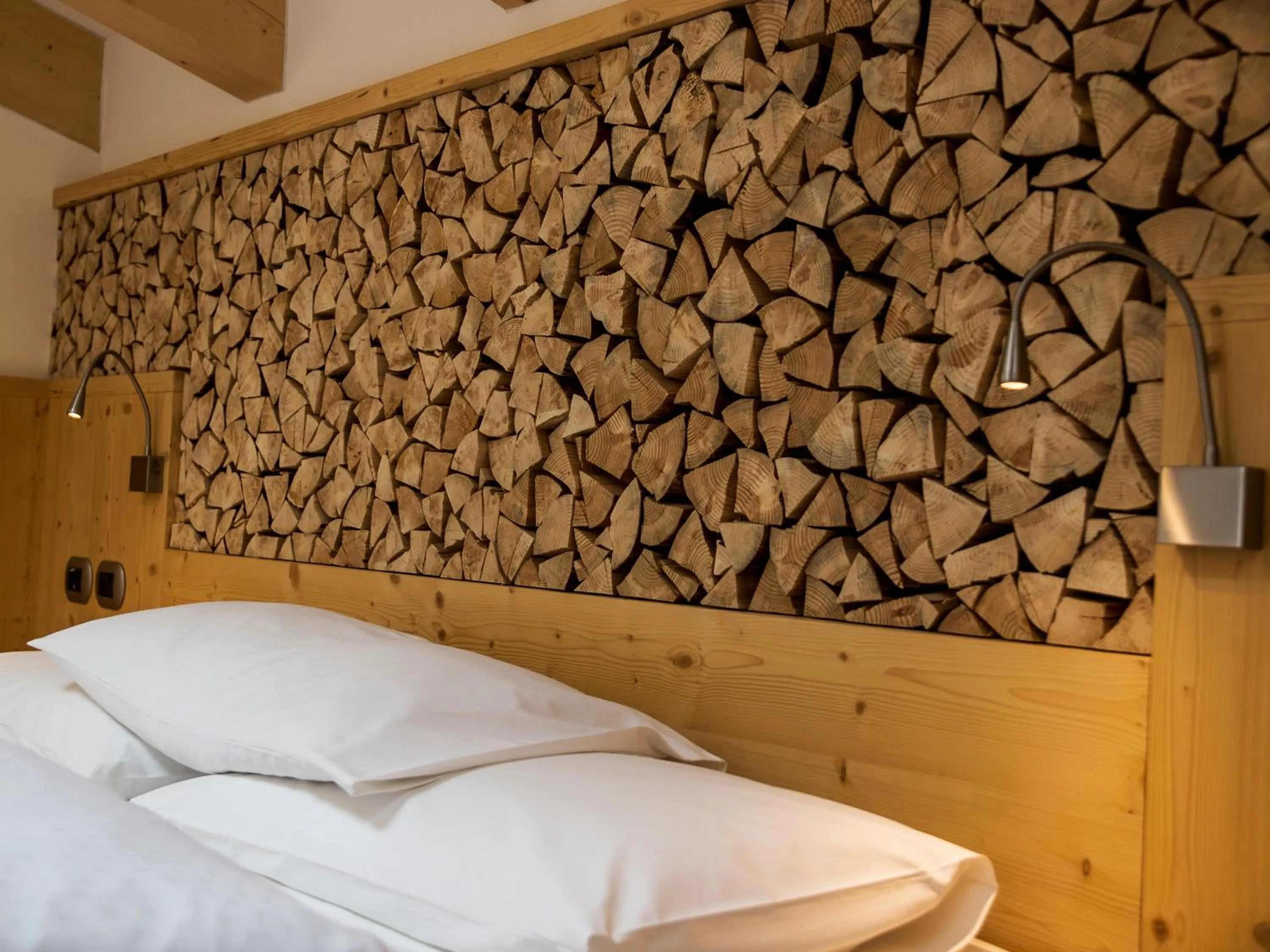 Decorative detail, Bed in Hotel El Paster