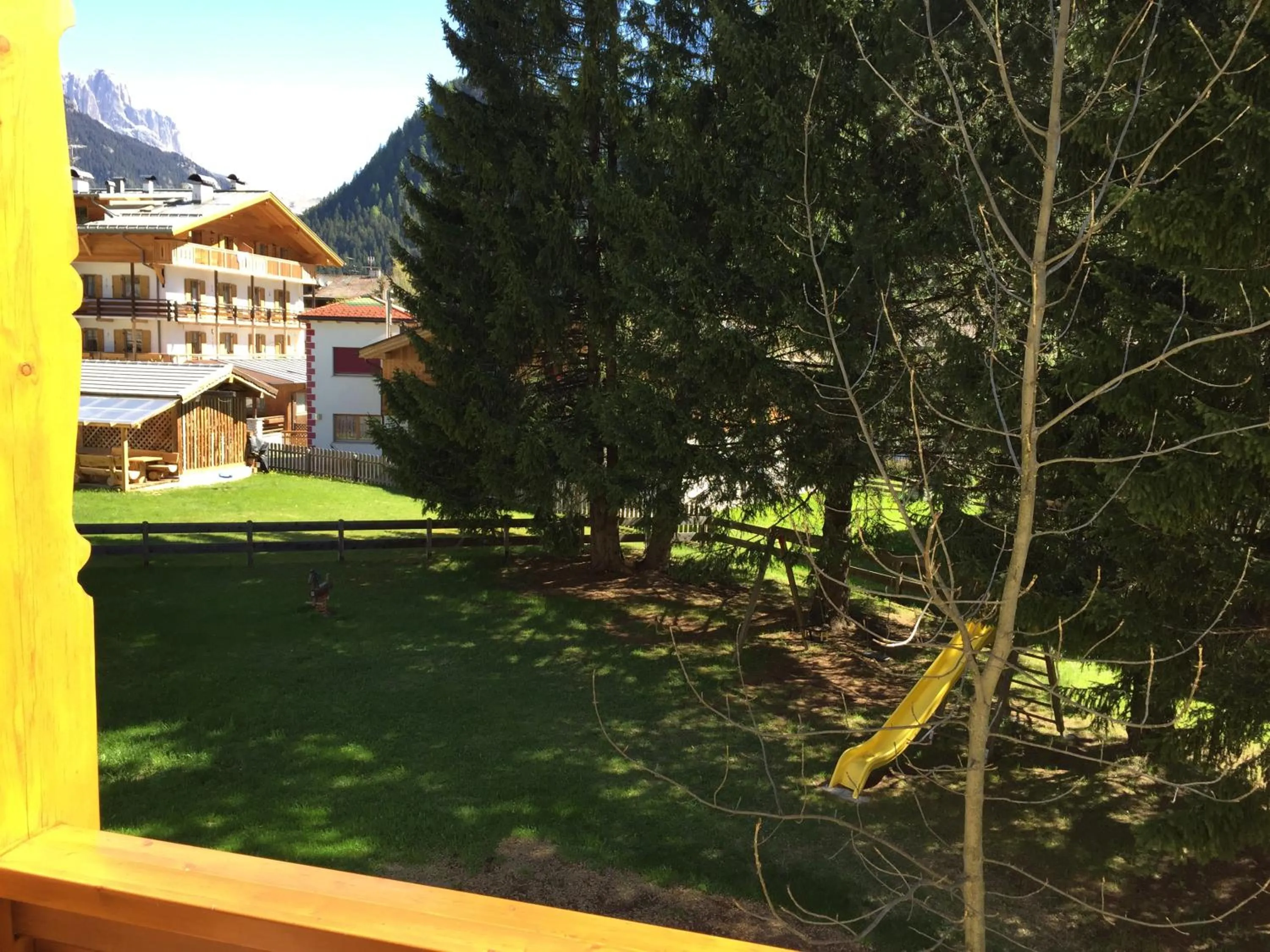Garden view in Hotel El Paster