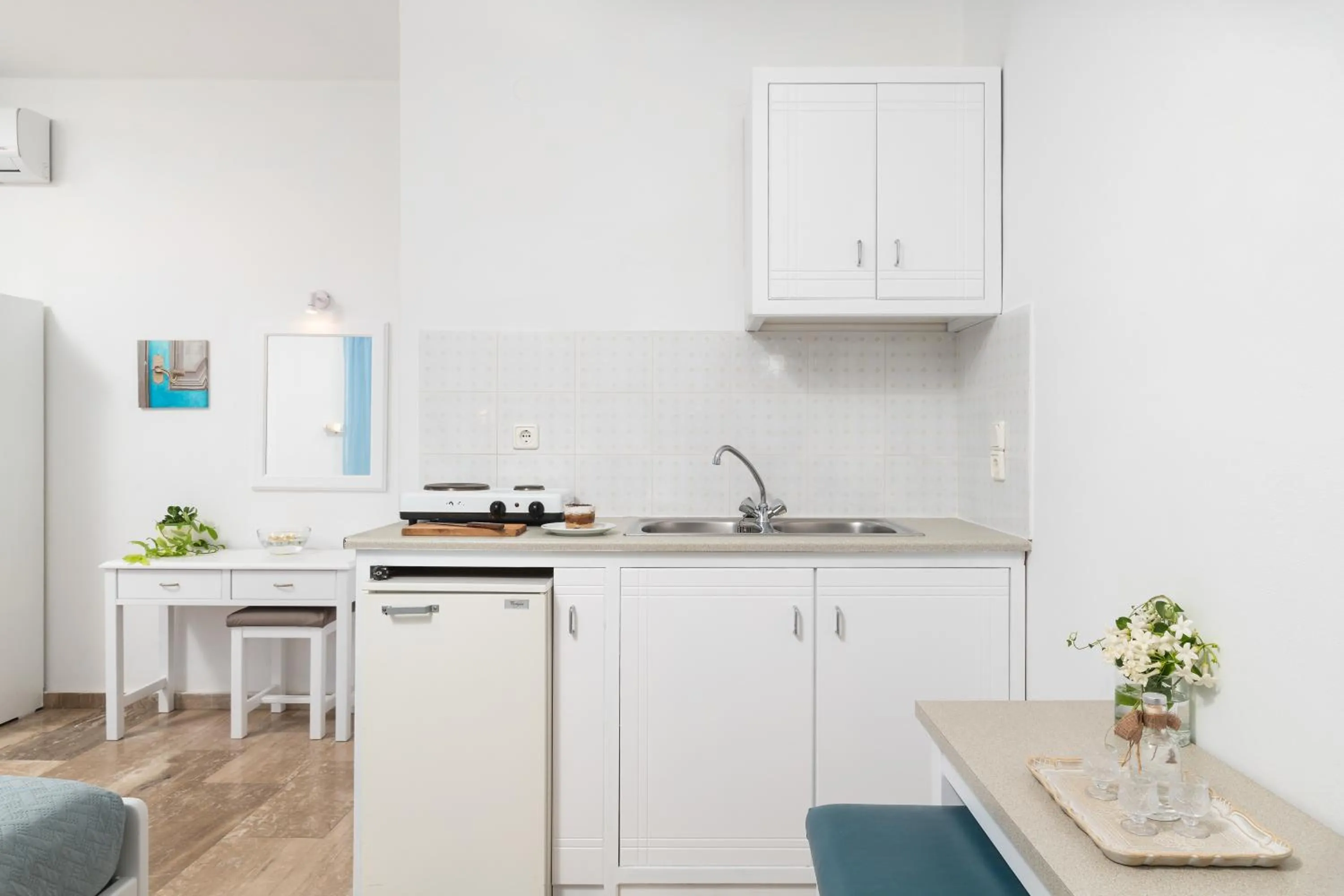 Kitchen or kitchenette in Dimitra & Evdokia Hotel