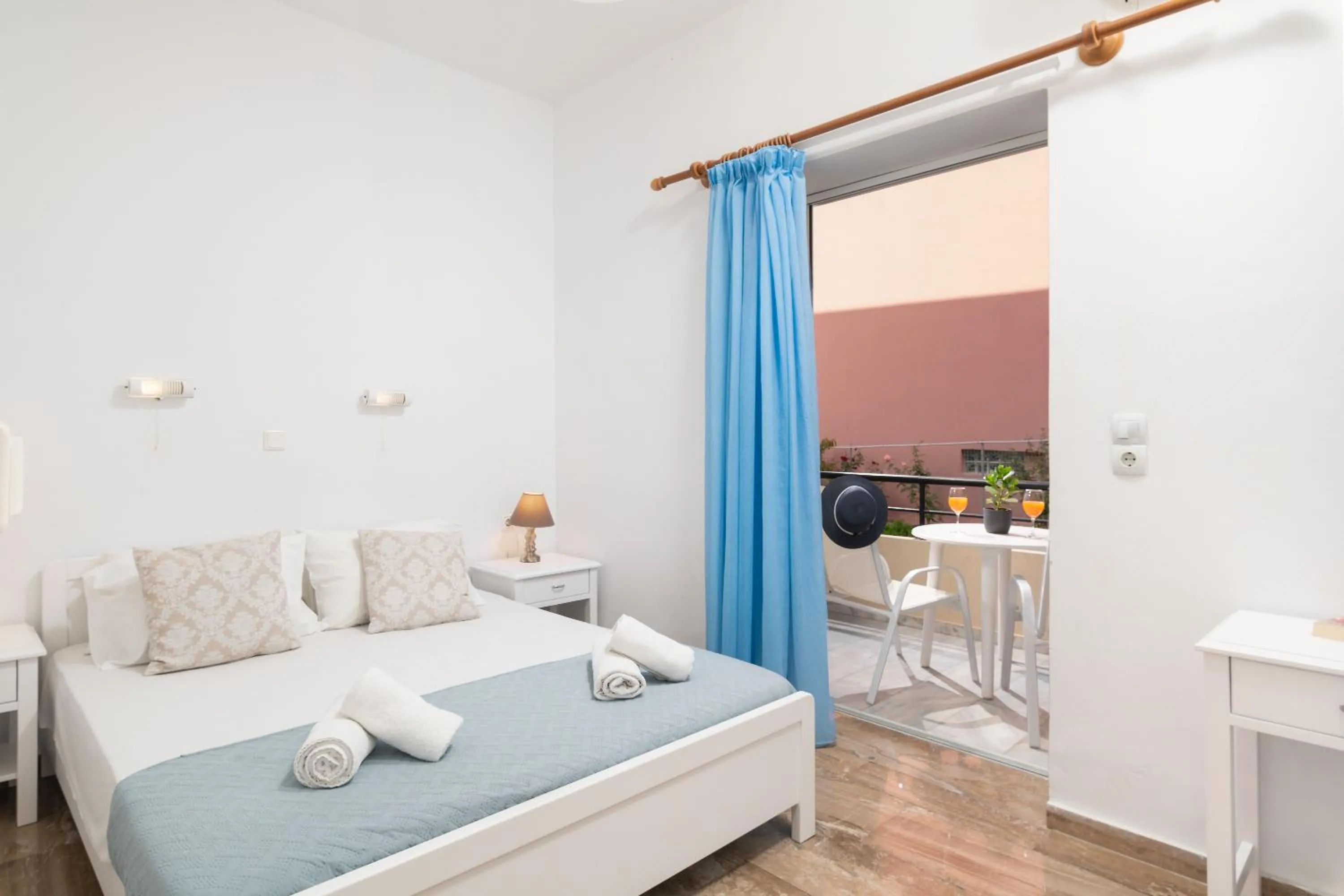 Bedroom, Bed in Dimitra & Evdokia Hotel