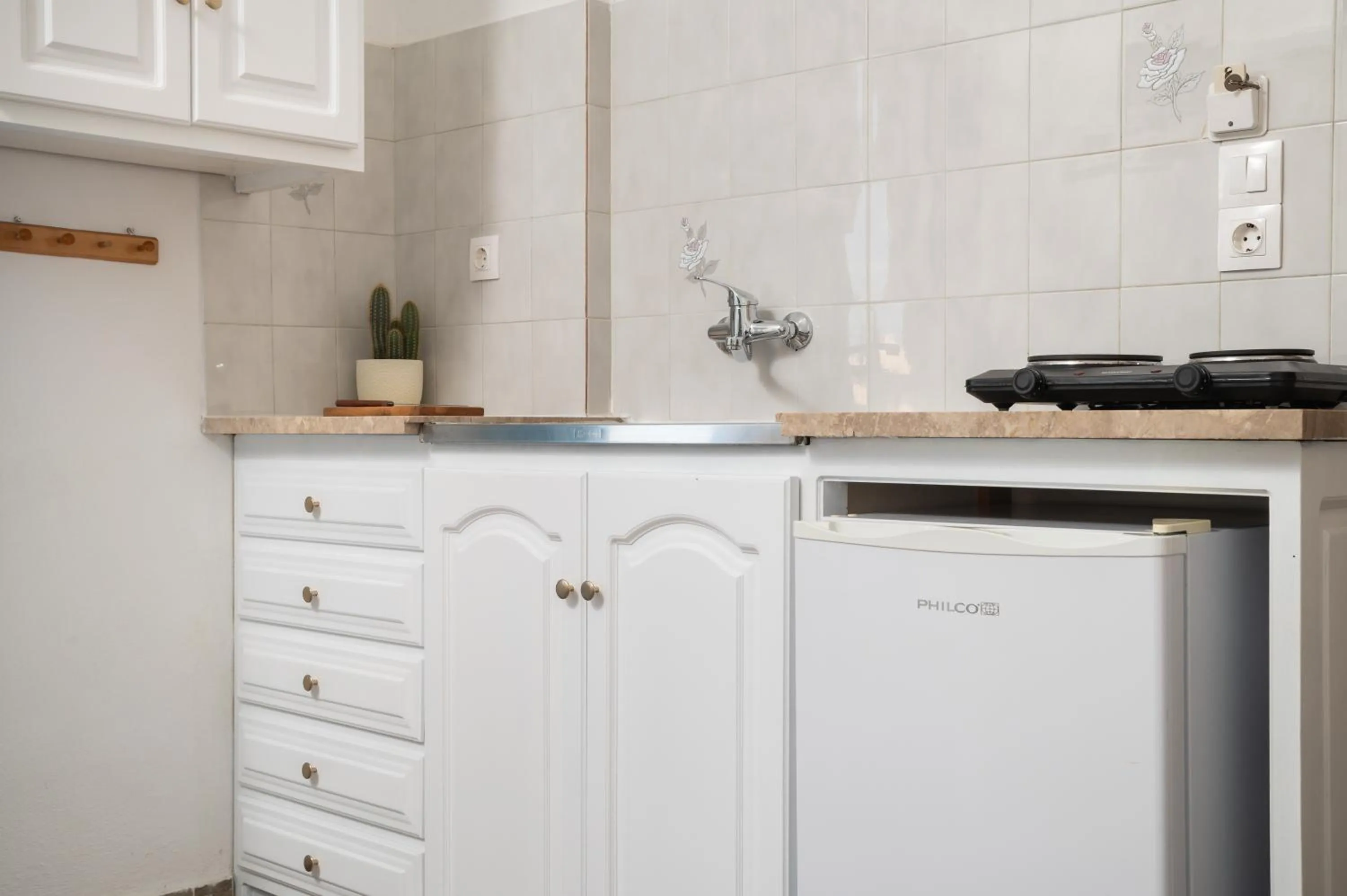 Kitchen or kitchenette in Dimitra & Evdokia Hotel