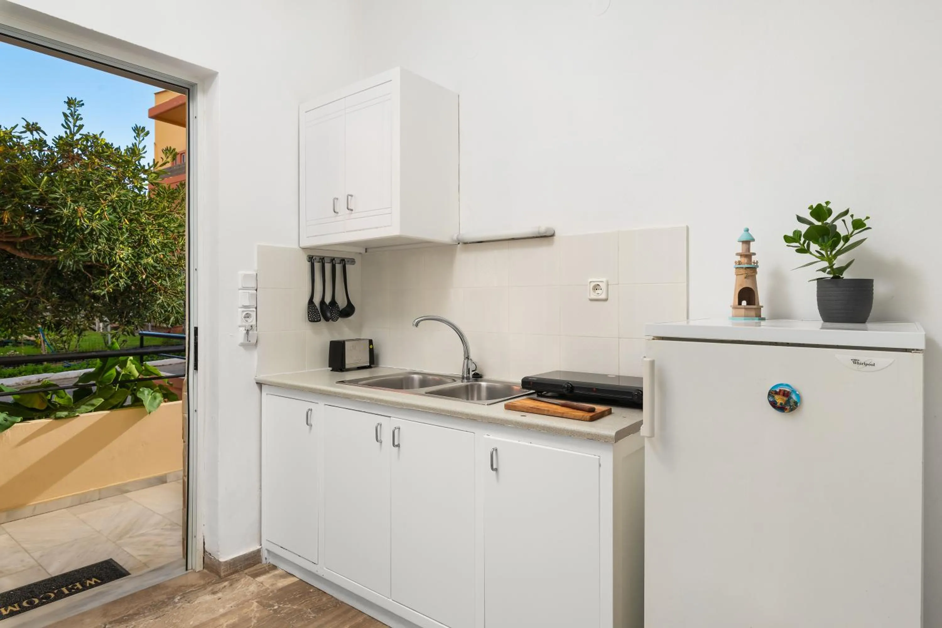 Kitchen or kitchenette in Dimitra & Evdokia Hotel