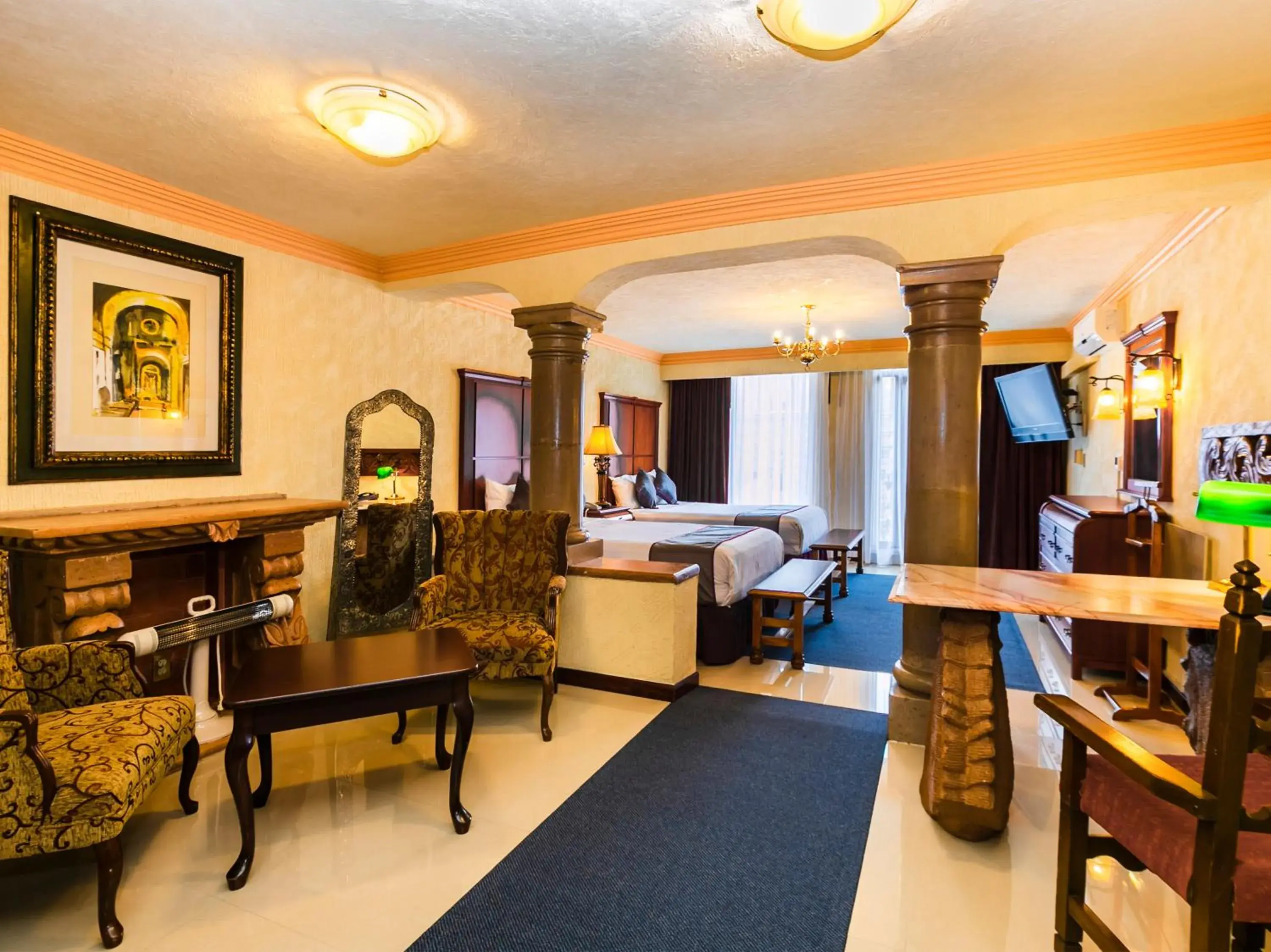 Superior Double Room with Two Double Beds in Quinta del Rey Hotel Superior Double Room with Two Double Beds in Quinta del Rey Hotel