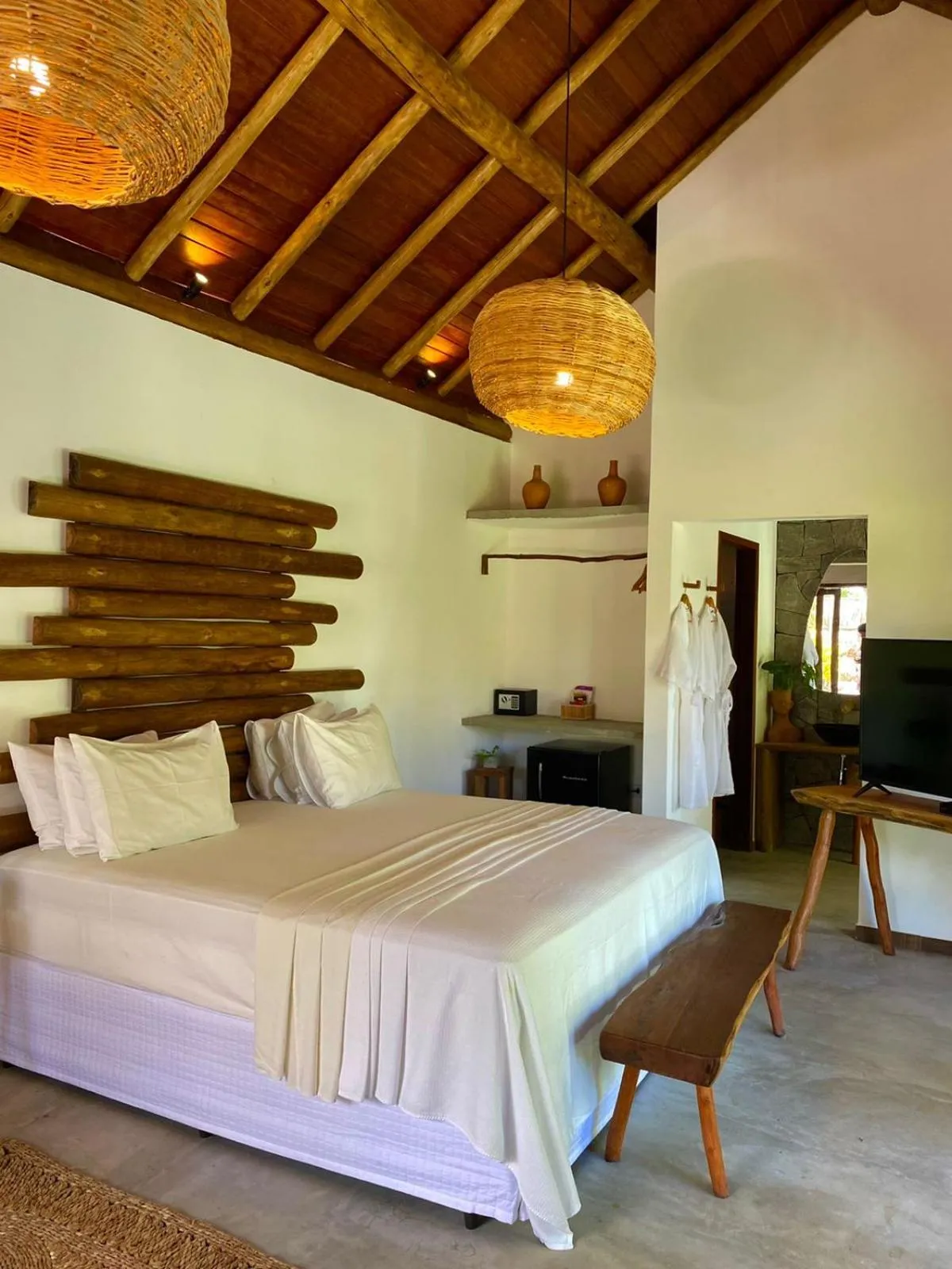 Bed in Villa Pantai Milagres Exclusive Hotel