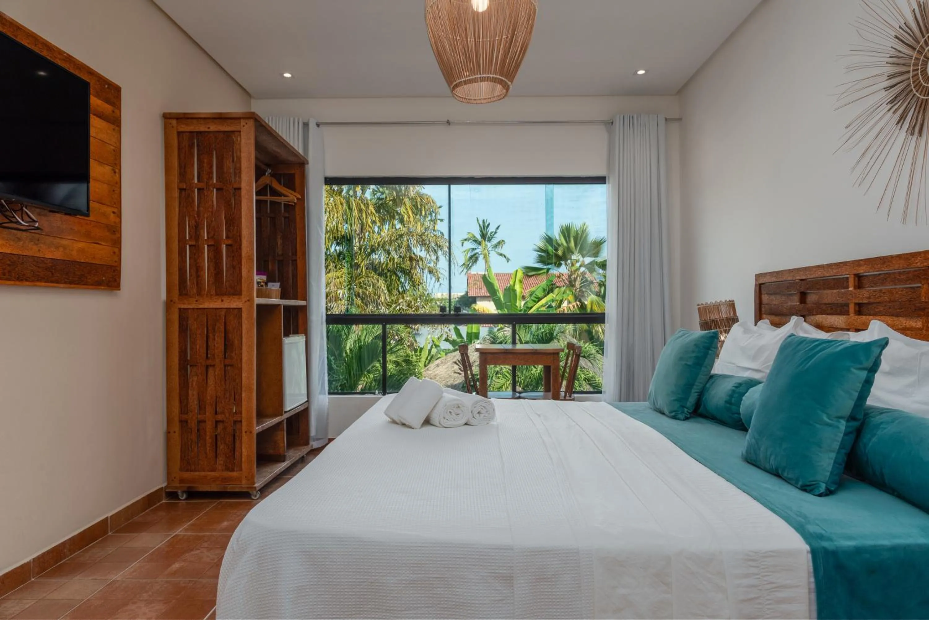 Bed in Villa Pantai Milagres Exclusive Hotel
