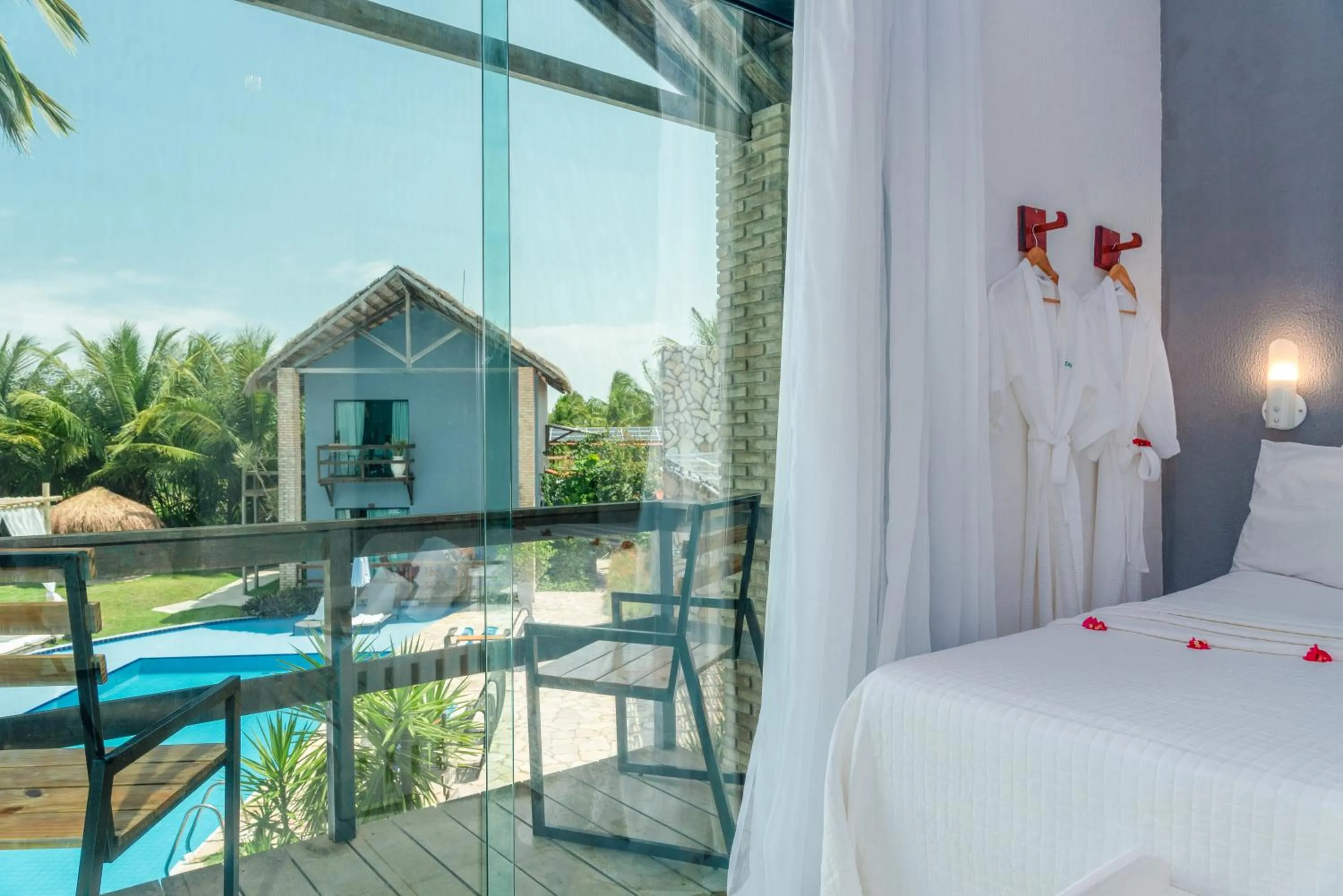 Bed in Villa Pantai Milagres Exclusive Hotel