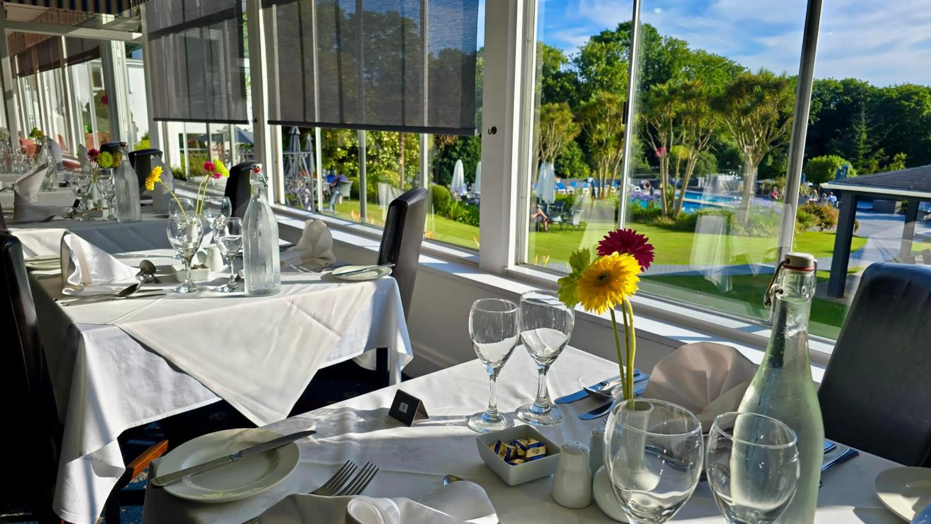 Restaurant/places to eat in Westhill Country Hotel
