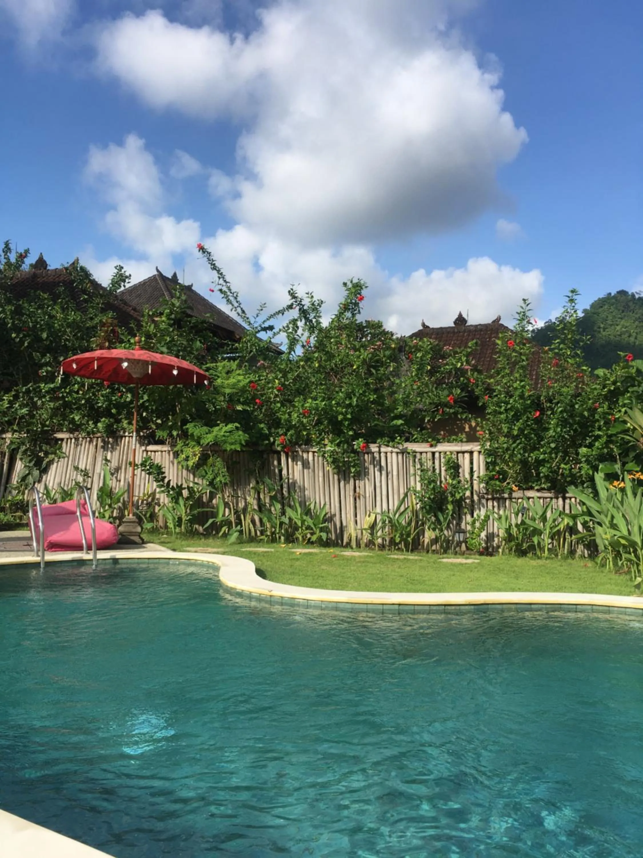 Amrita Villa Sidemen