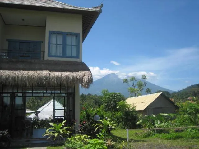 Amrita Villa Sidemen