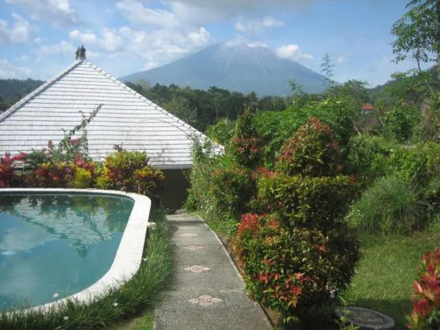 Amrita Villa Sidemen