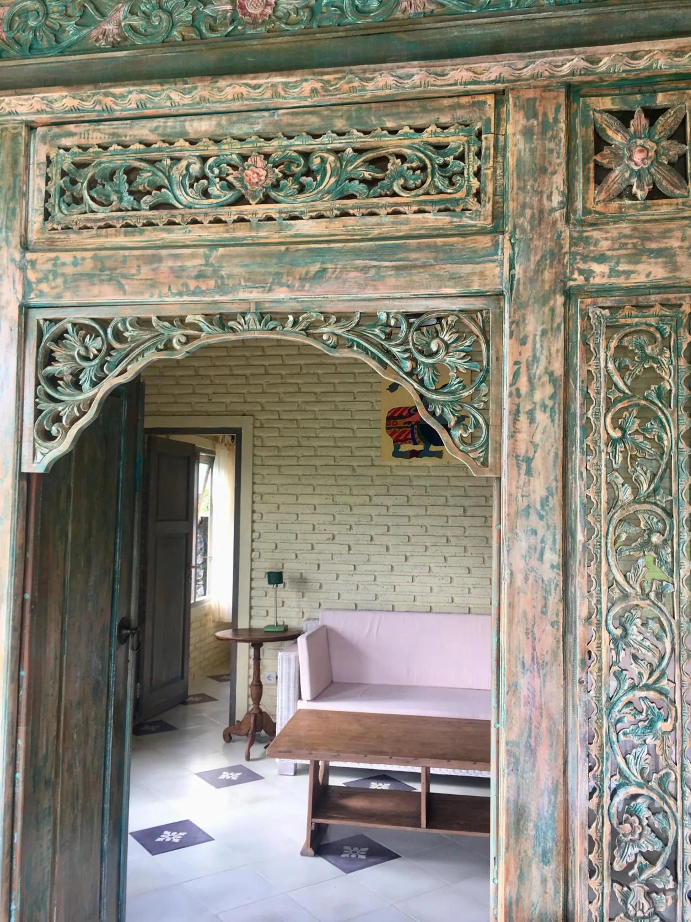 Amrita Villa Sidemen