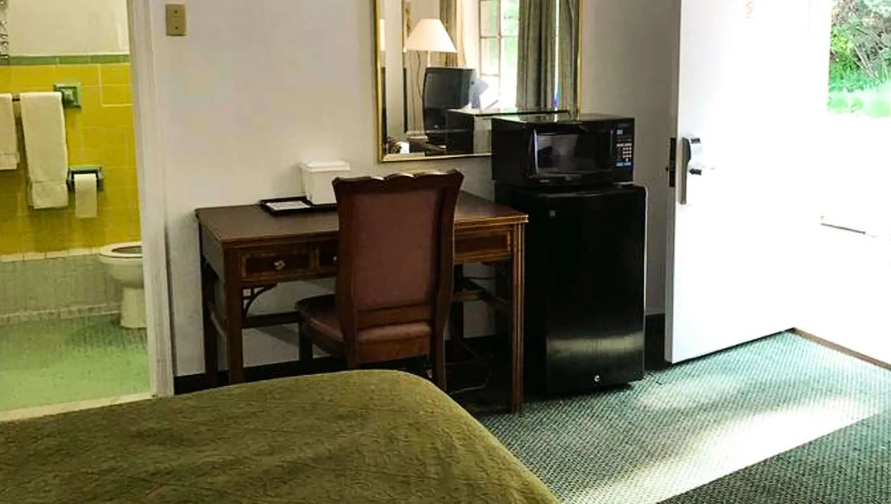 Photo of the whole room in Relax Inn Altoona Photo of the whole room in Relax Inn Altoona