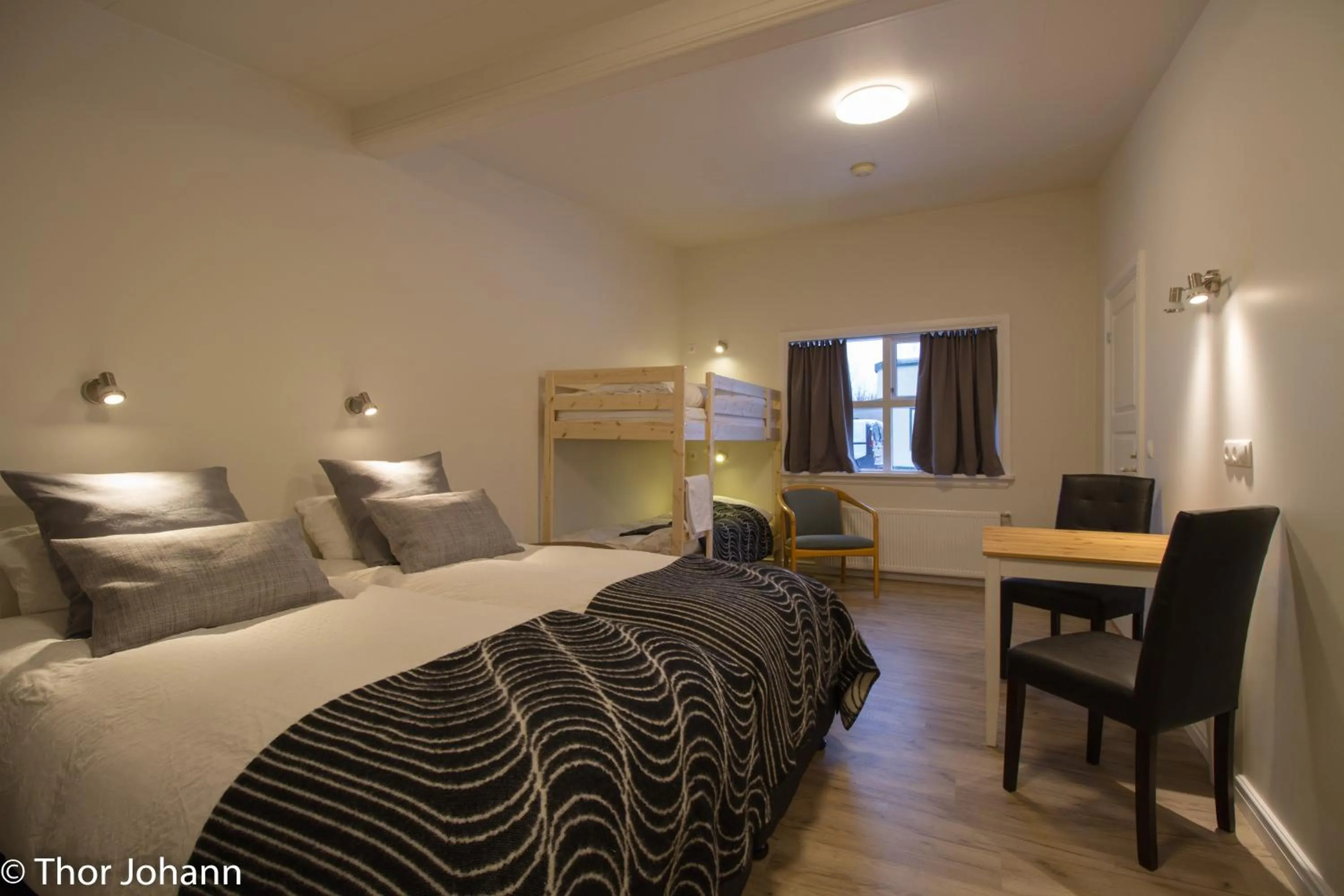 Photo of the whole room, Bed in Hotel Hjardarbol