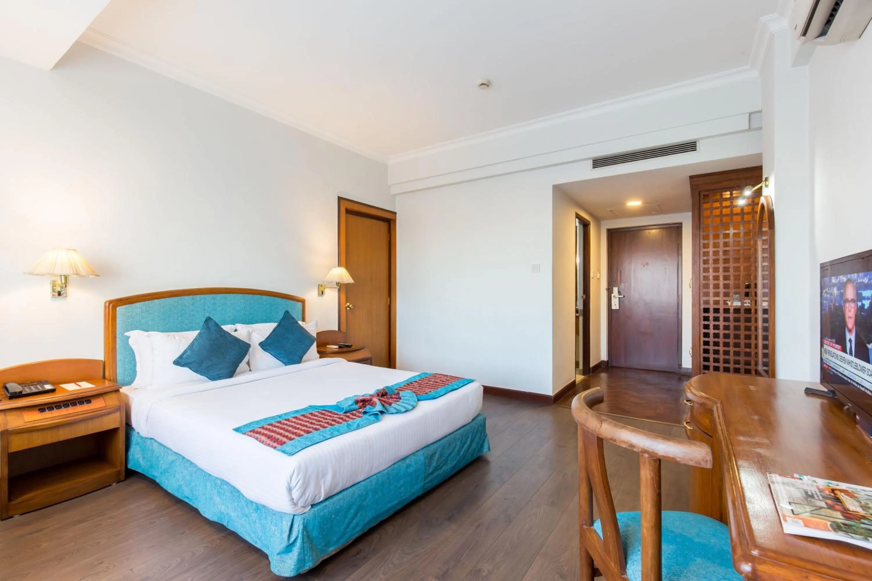 Photo of the whole room in Hotel Le Himalaya