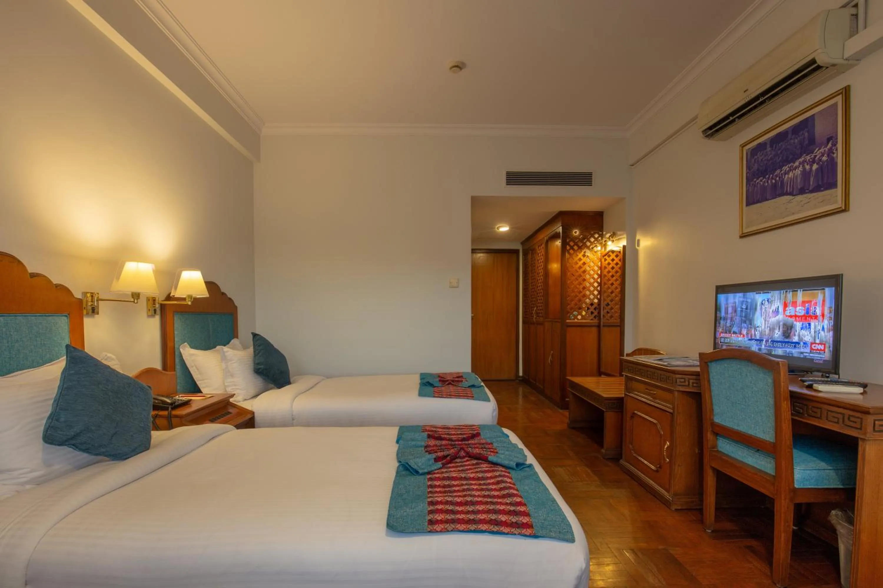 Photo of the whole room in Hotel Le Himalaya