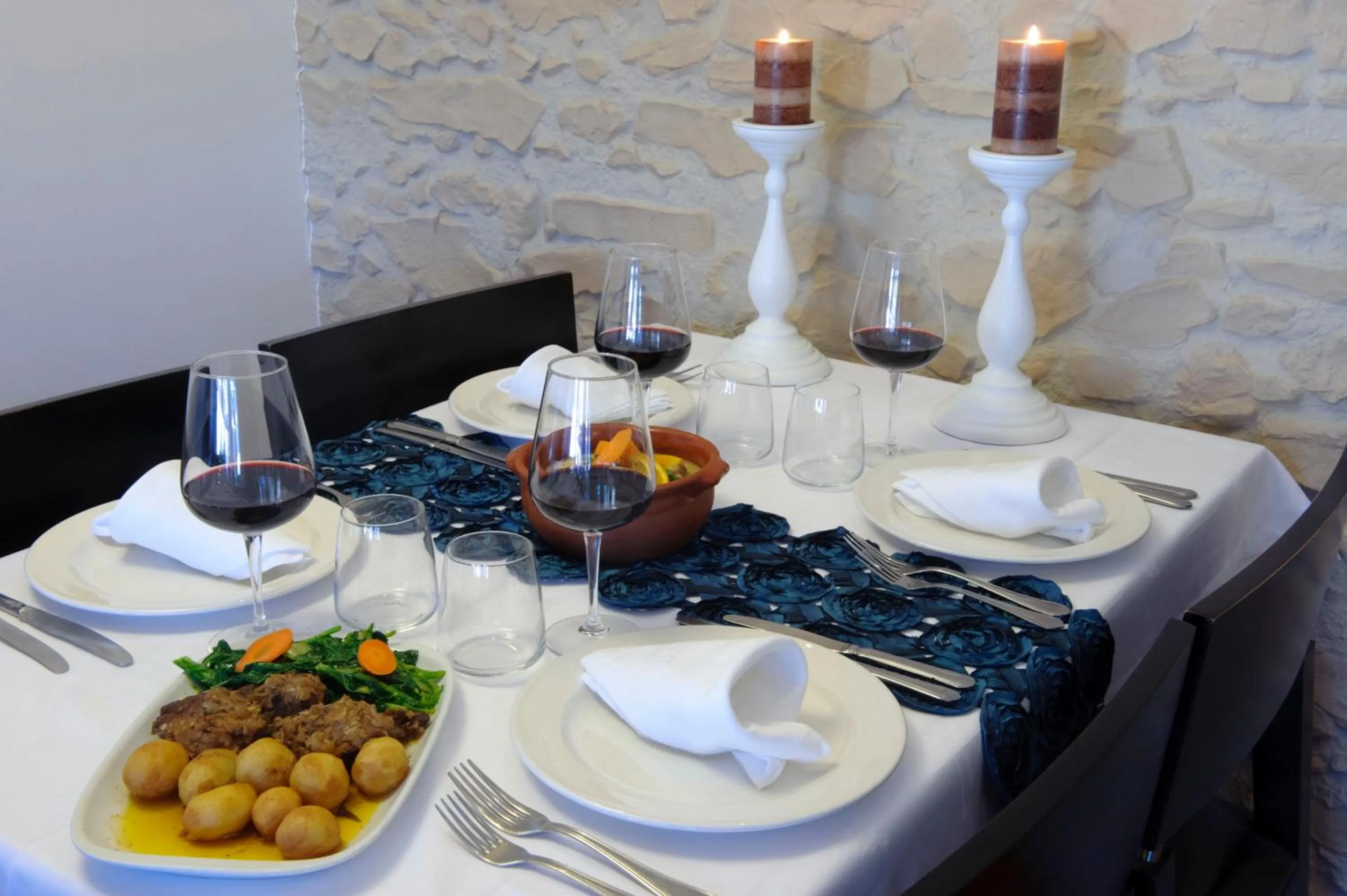 Restaurant/places to eat in Sever Rio Hotel