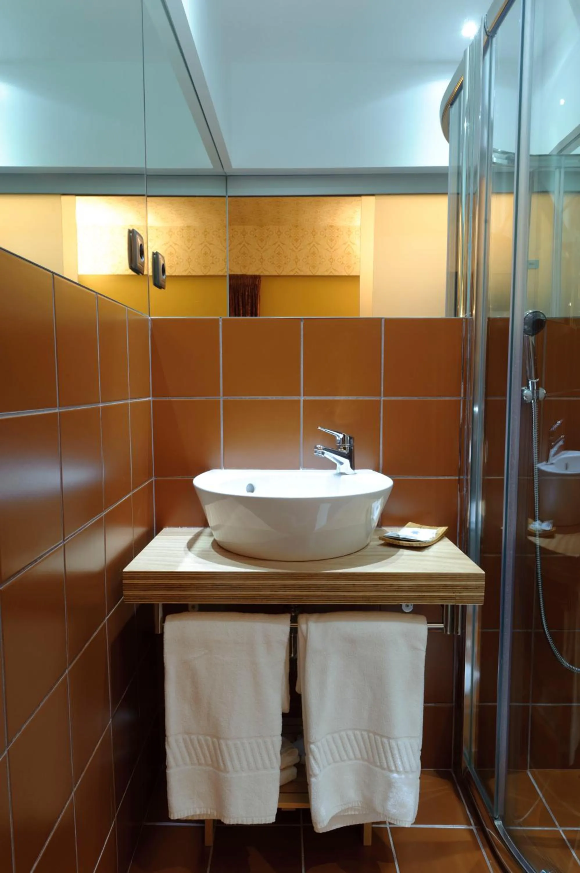 Bathroom in Sever Rio Hotel