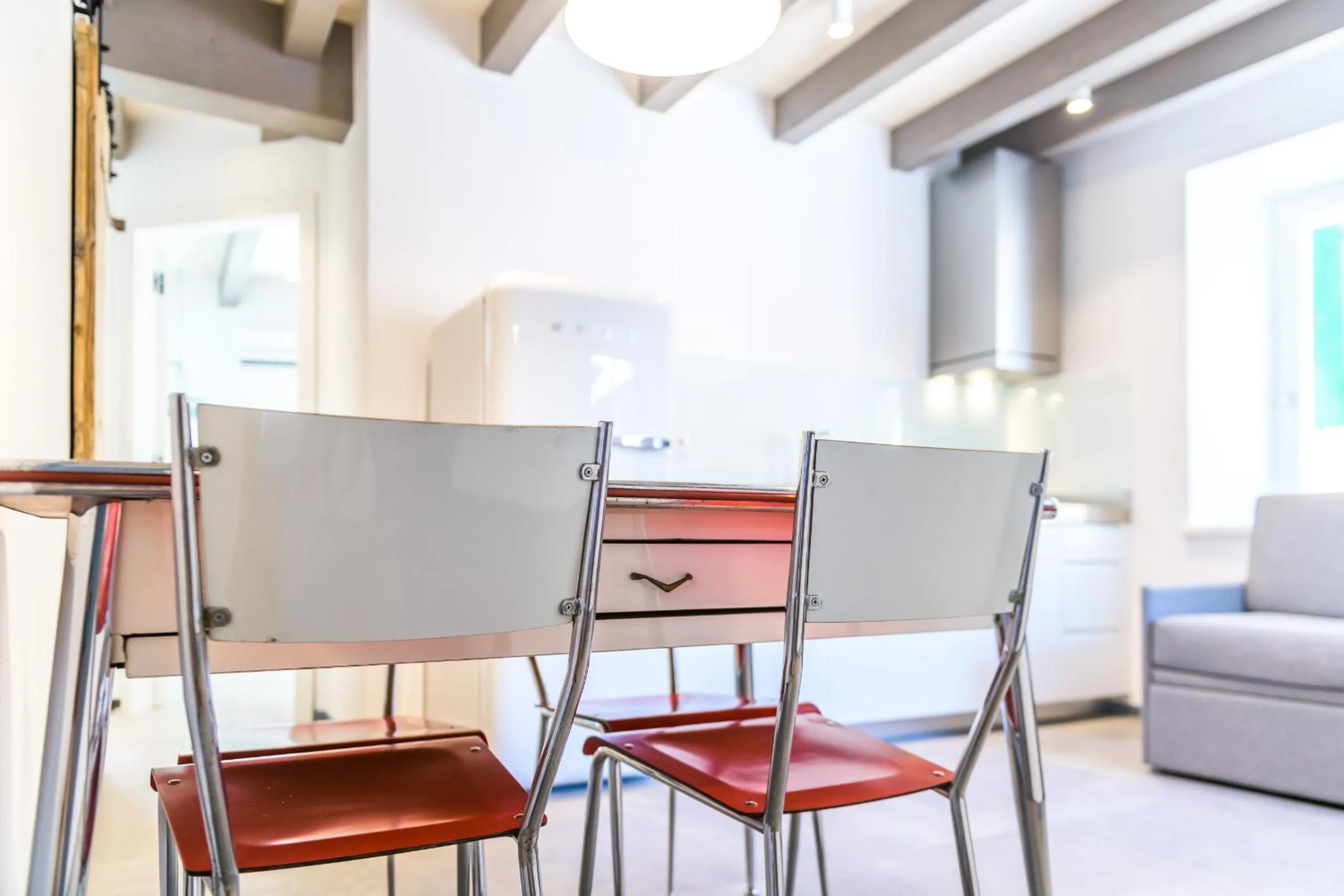 Kitchen or kitchenette in Casa Kaki - Eco friendly Apartments with Parking & Private Courtyard