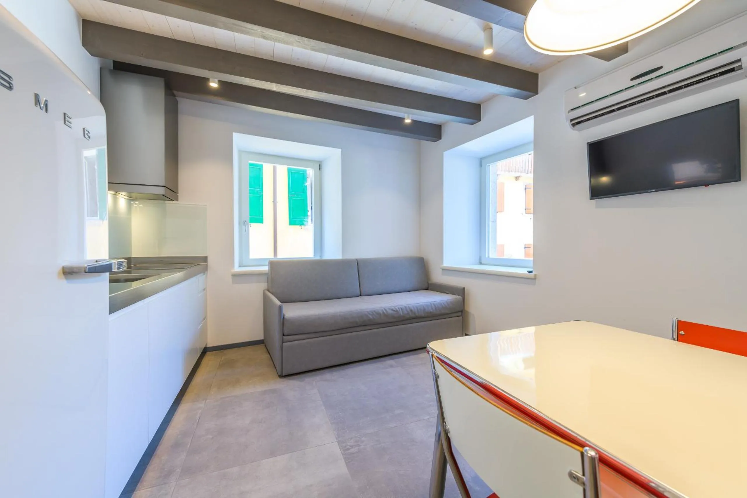 Dining area in Casa Kaki - Eco friendly Apartments with Parking & Private Courtyard