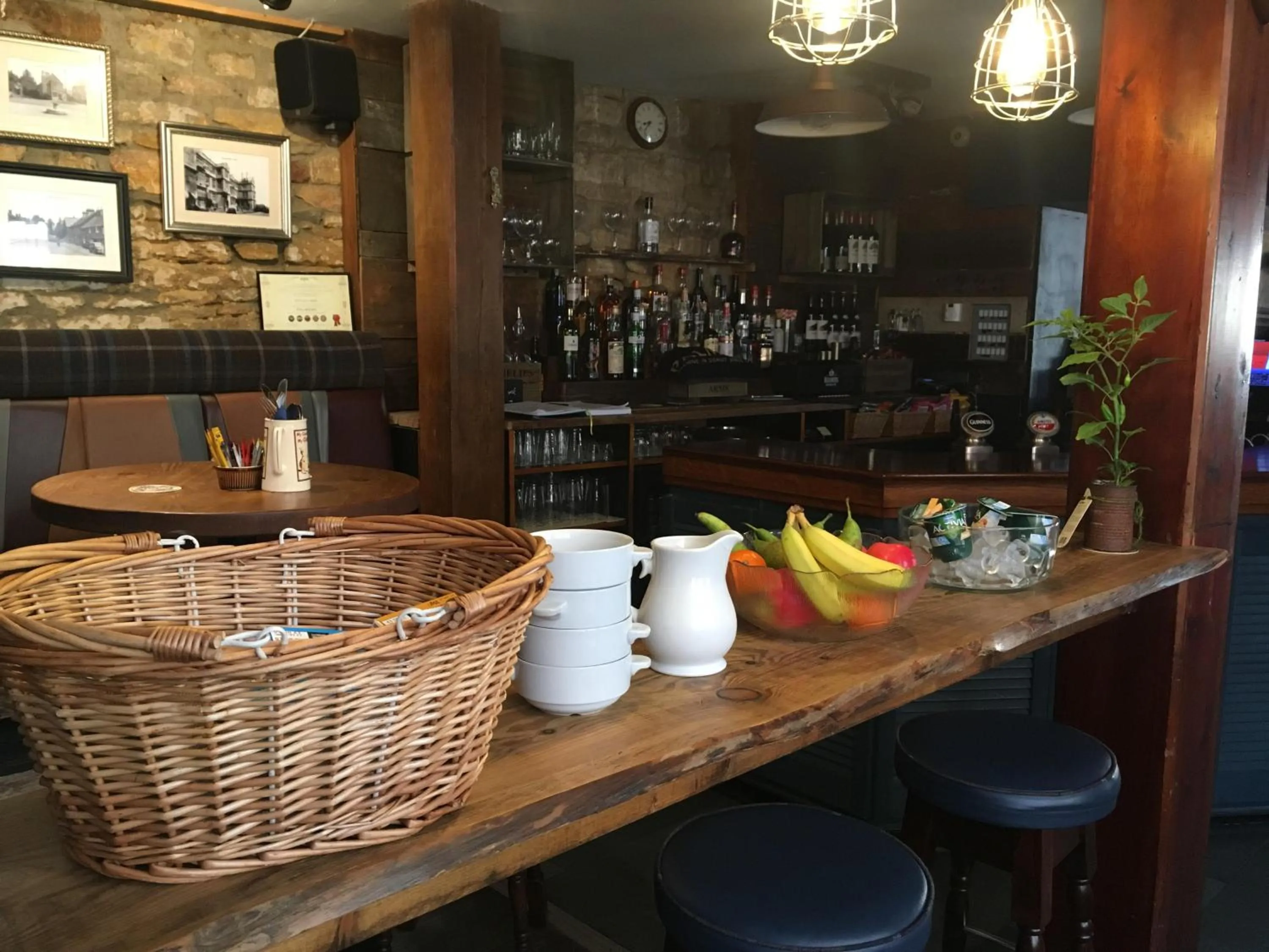 Dining area in Phelips Arms