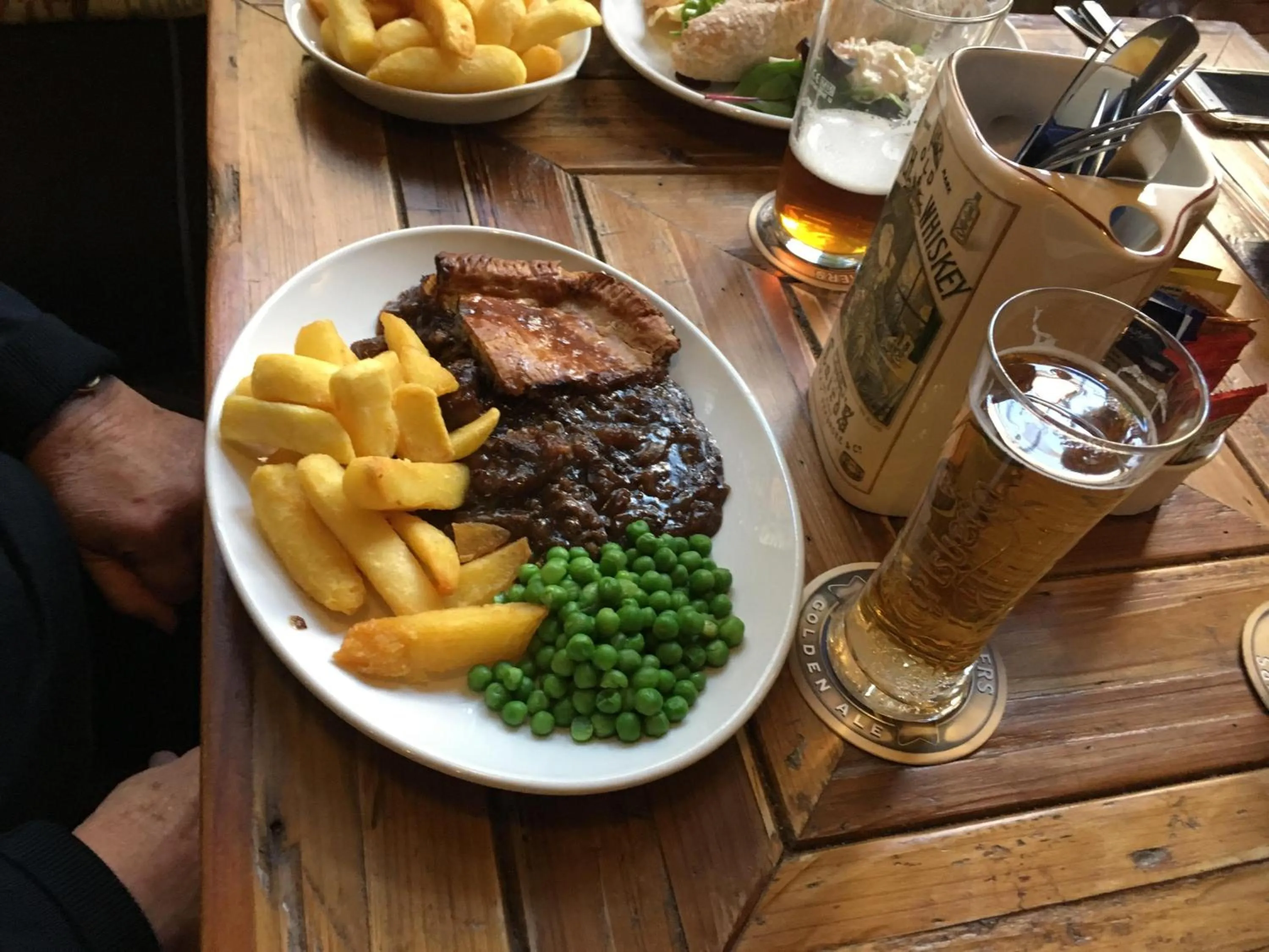 Dining area in Phelips Arms