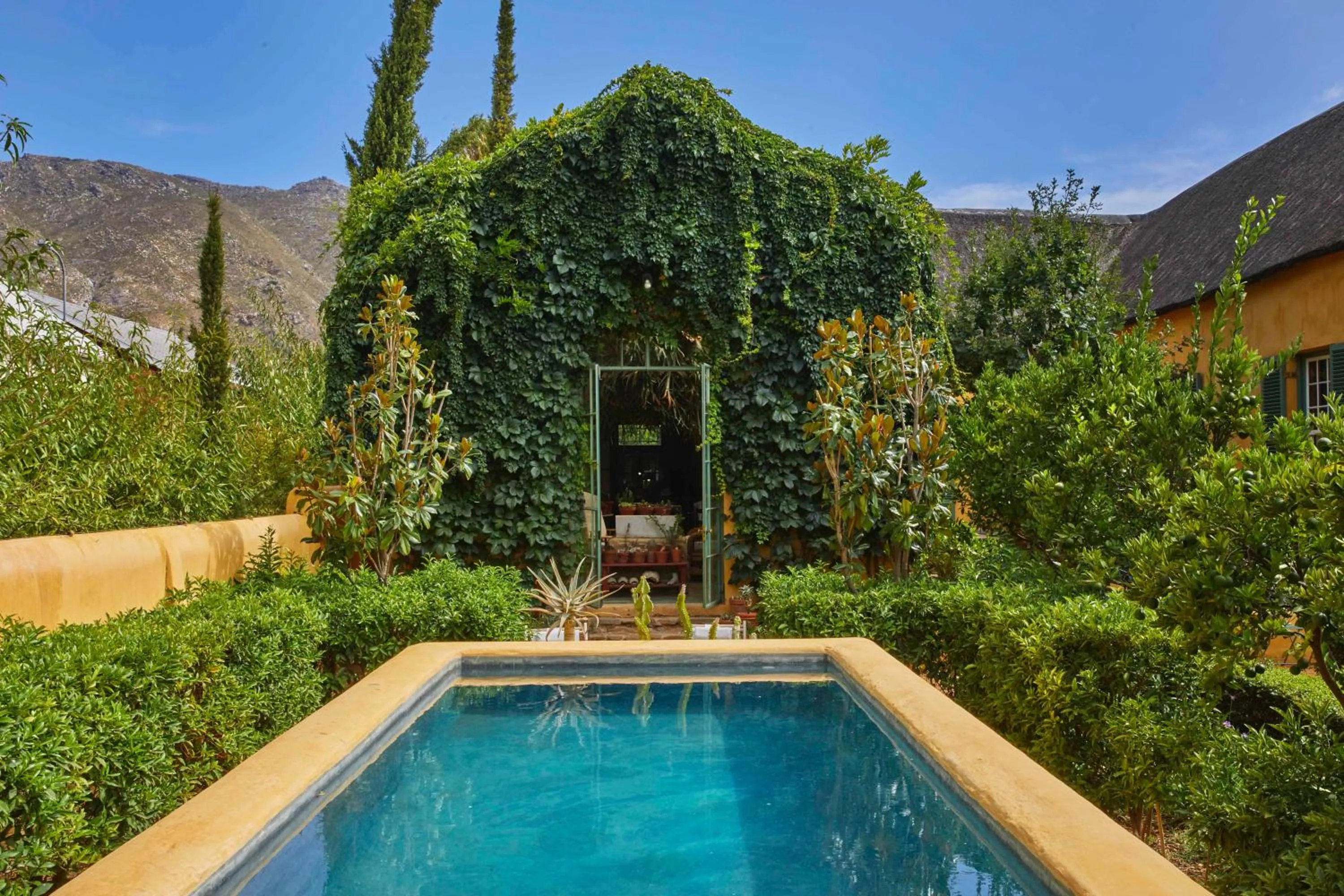 Swimming pool in Jonkmanshof - 20 Bath