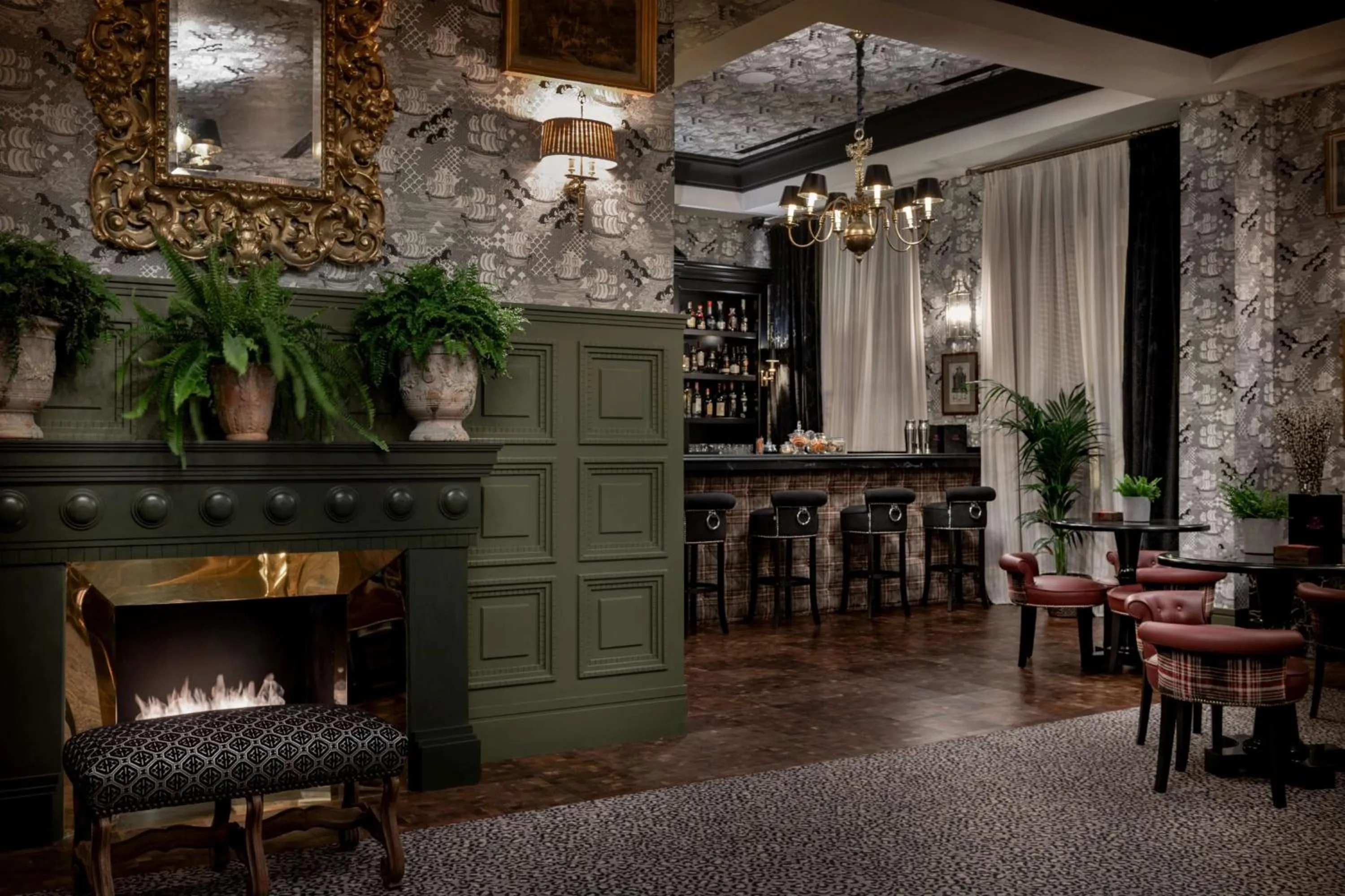 Lounge or bar in NH Collection Colón Valencia