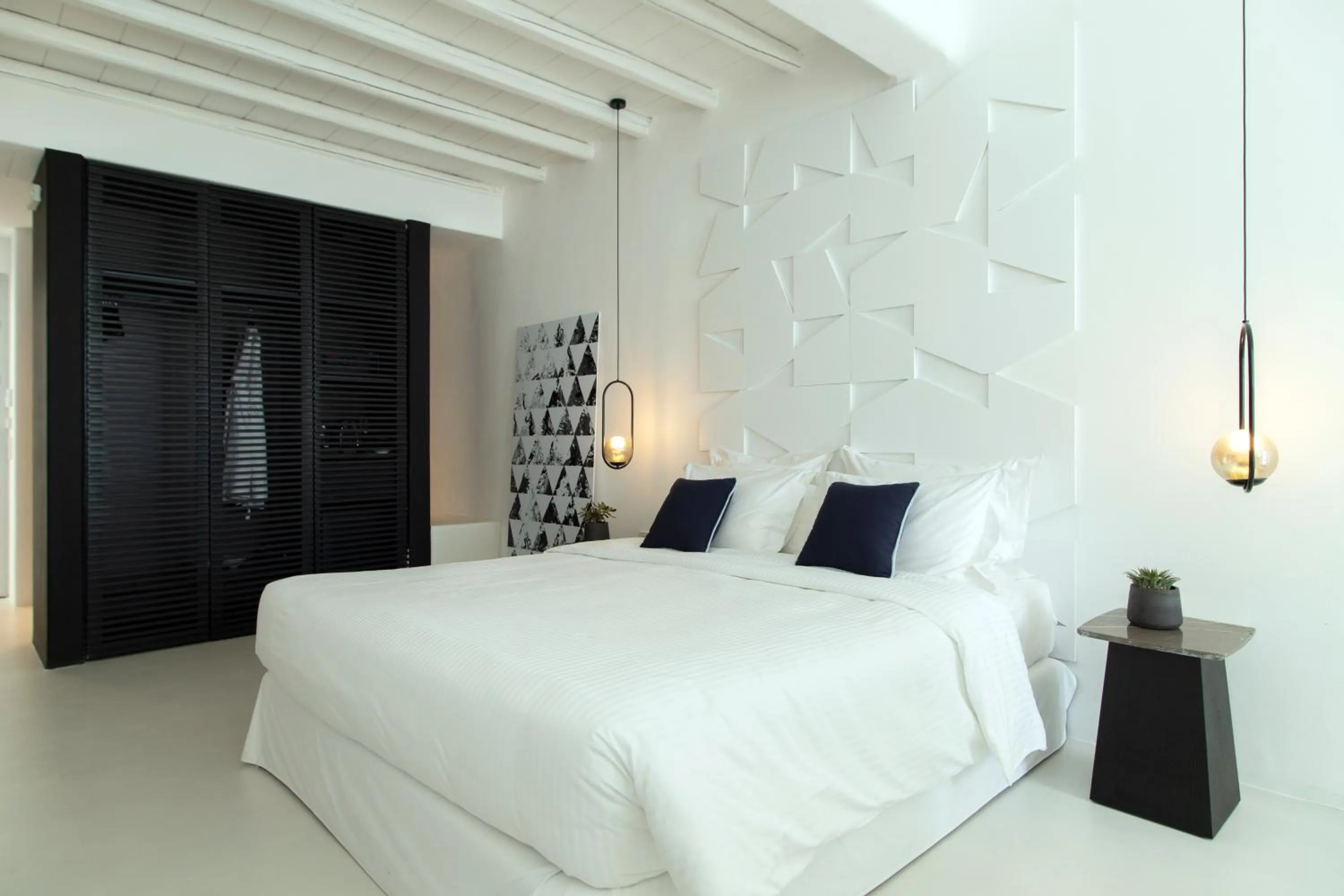 Bedroom, Bed in Nimbus Mykonos