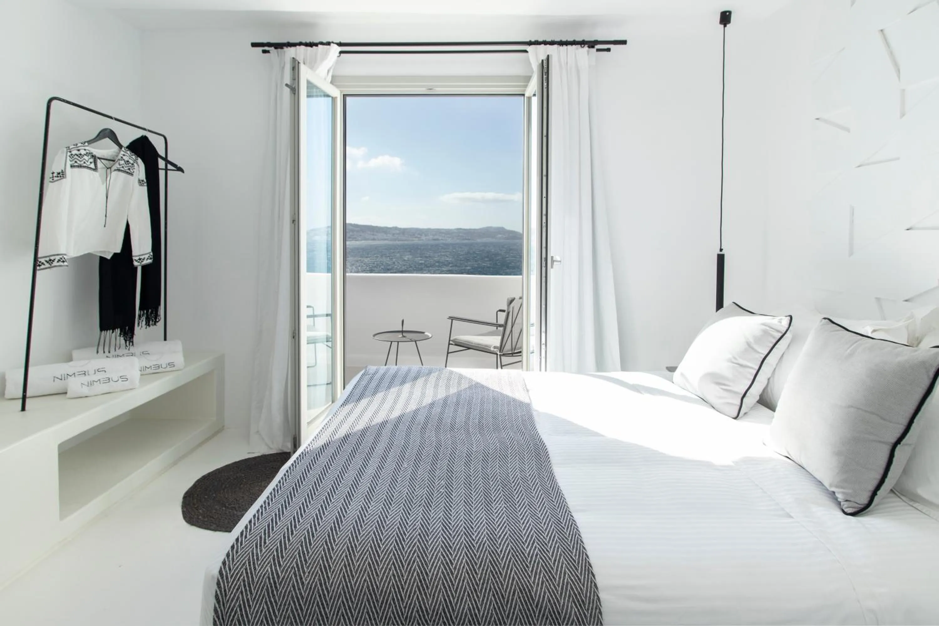 Bedroom, Bed in Nimbus Mykonos