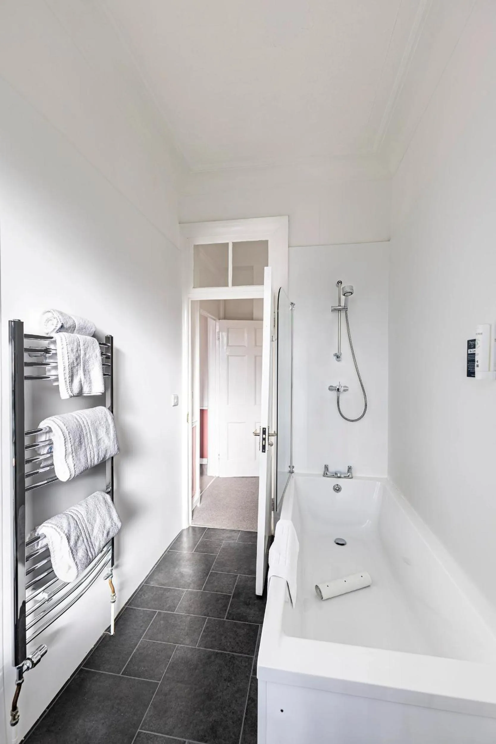 Toilet in Tregenna Castle Resort