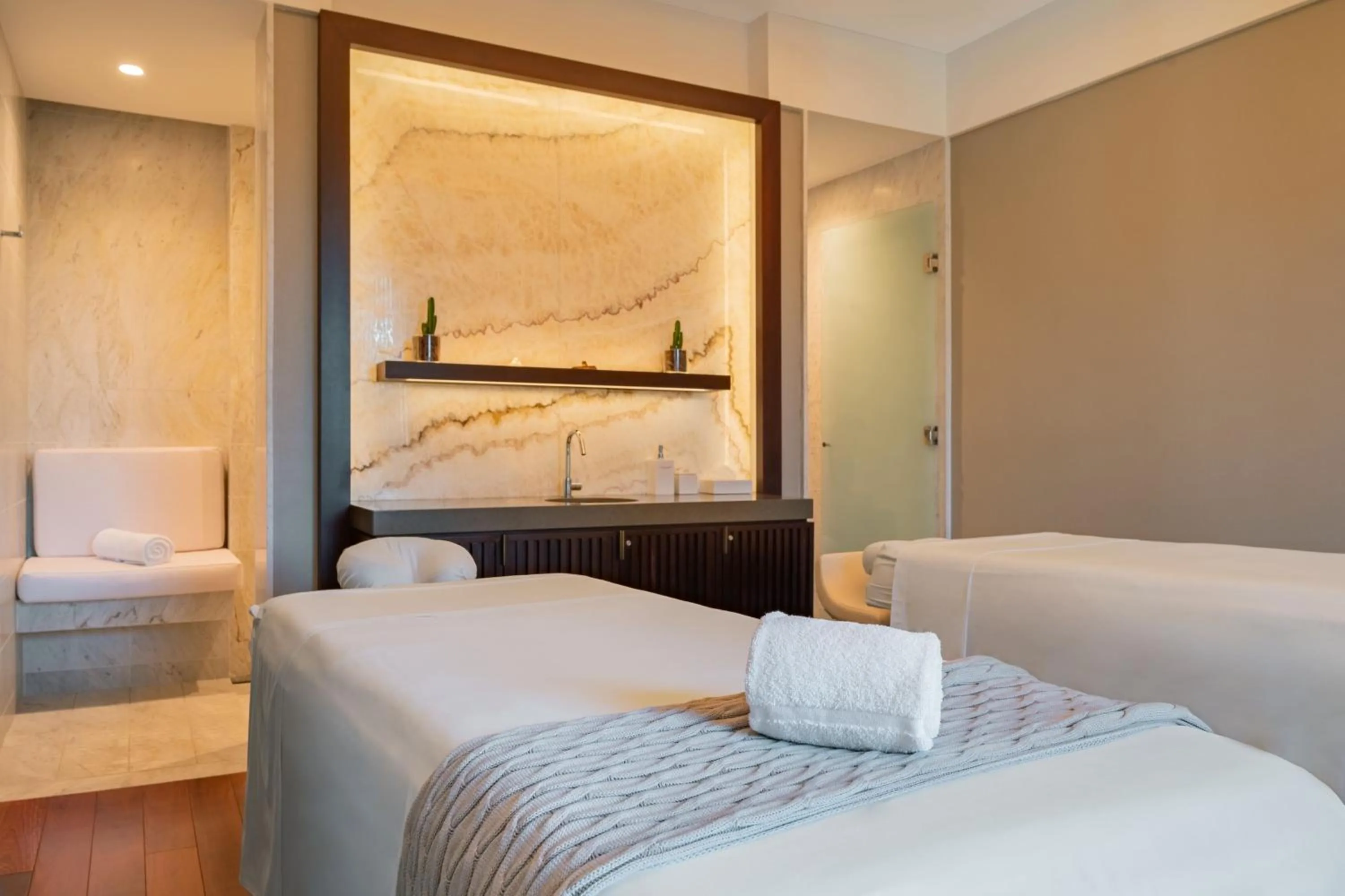 Spa and wellness centre/facilities, Bed in JW Marriott Hotel Sao Paulo