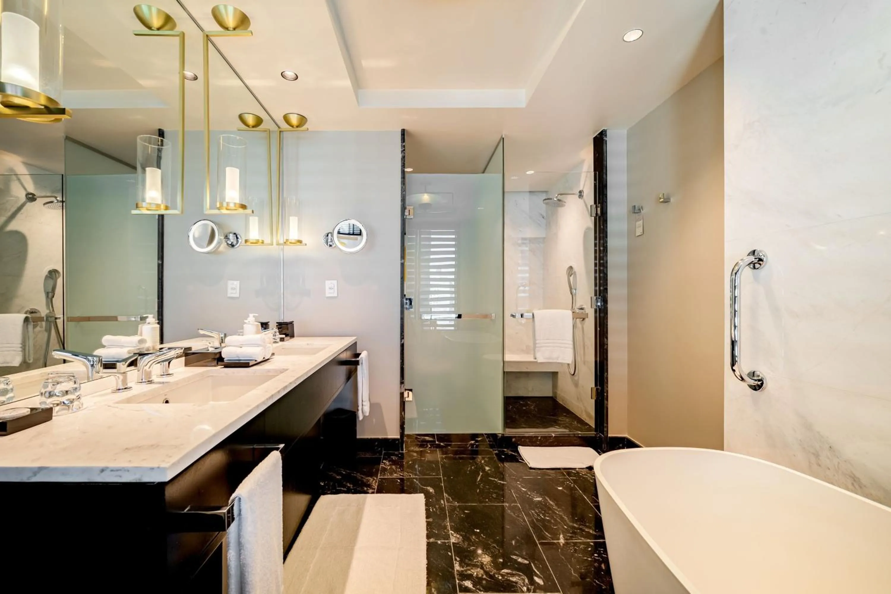 Bathroom in JW Marriott Hotel Sao Paulo