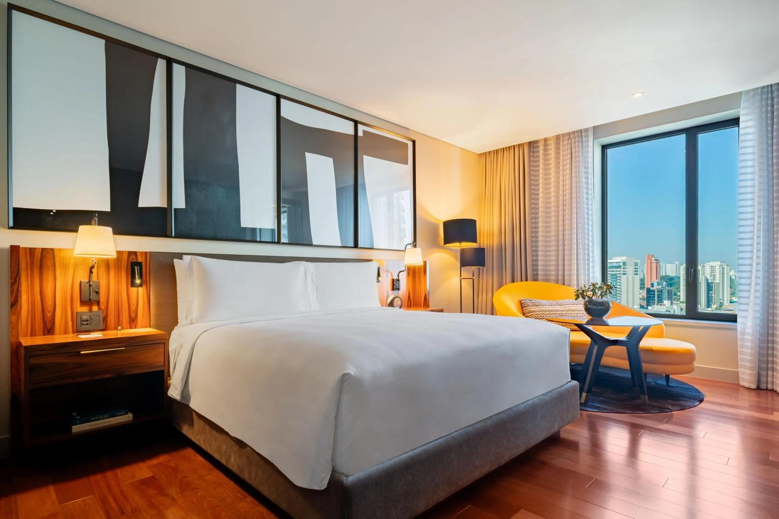 Photo of the whole room, Bed in JW Marriott Hotel Sao Paulo