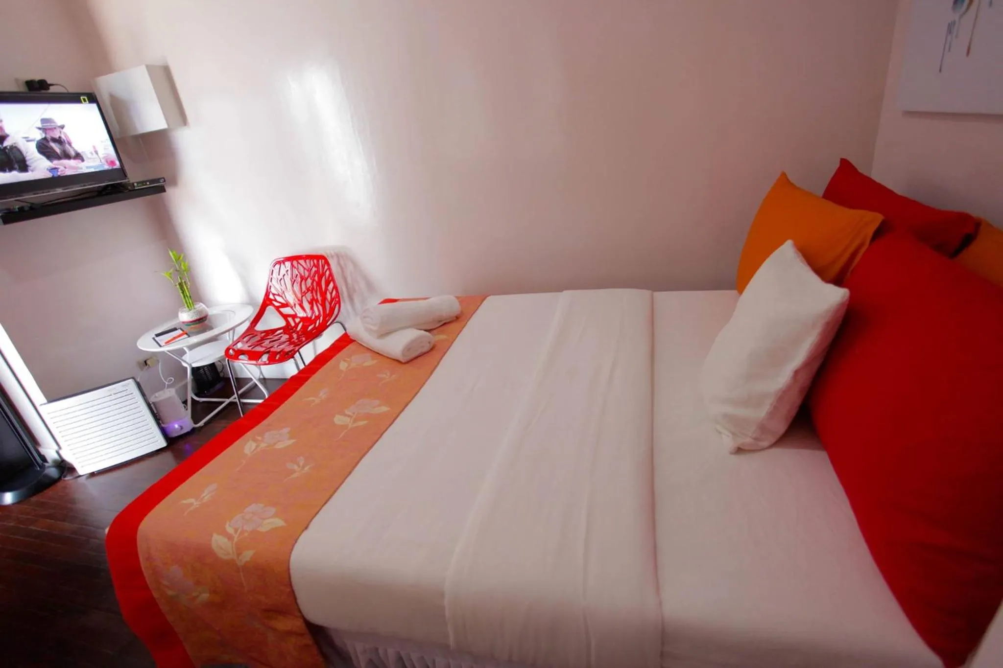 Bed in HalfWay House Hostel Mactan Cebu Airport