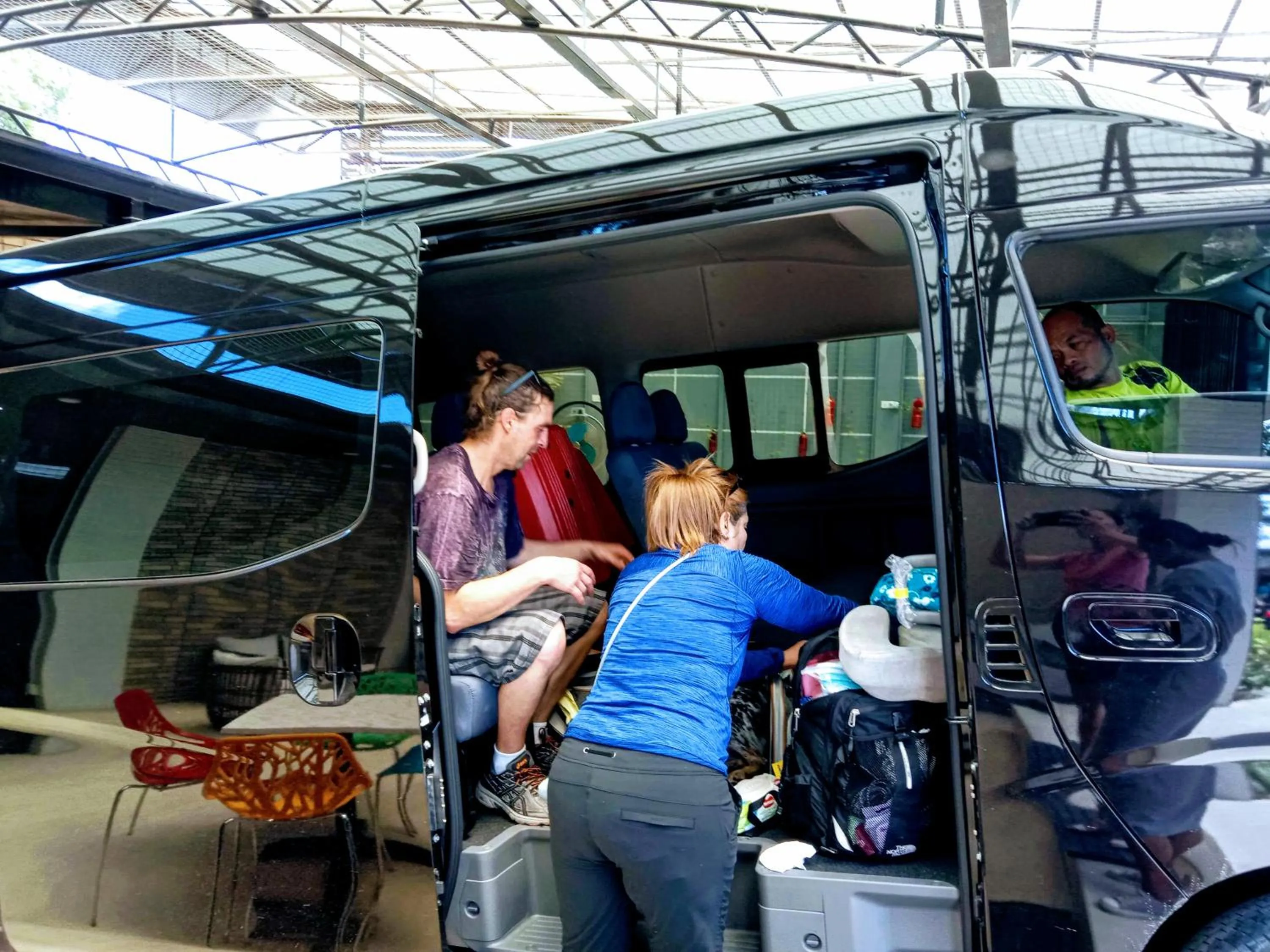 group of guests in HalfWay House Hostel Mactan Cebu Airport