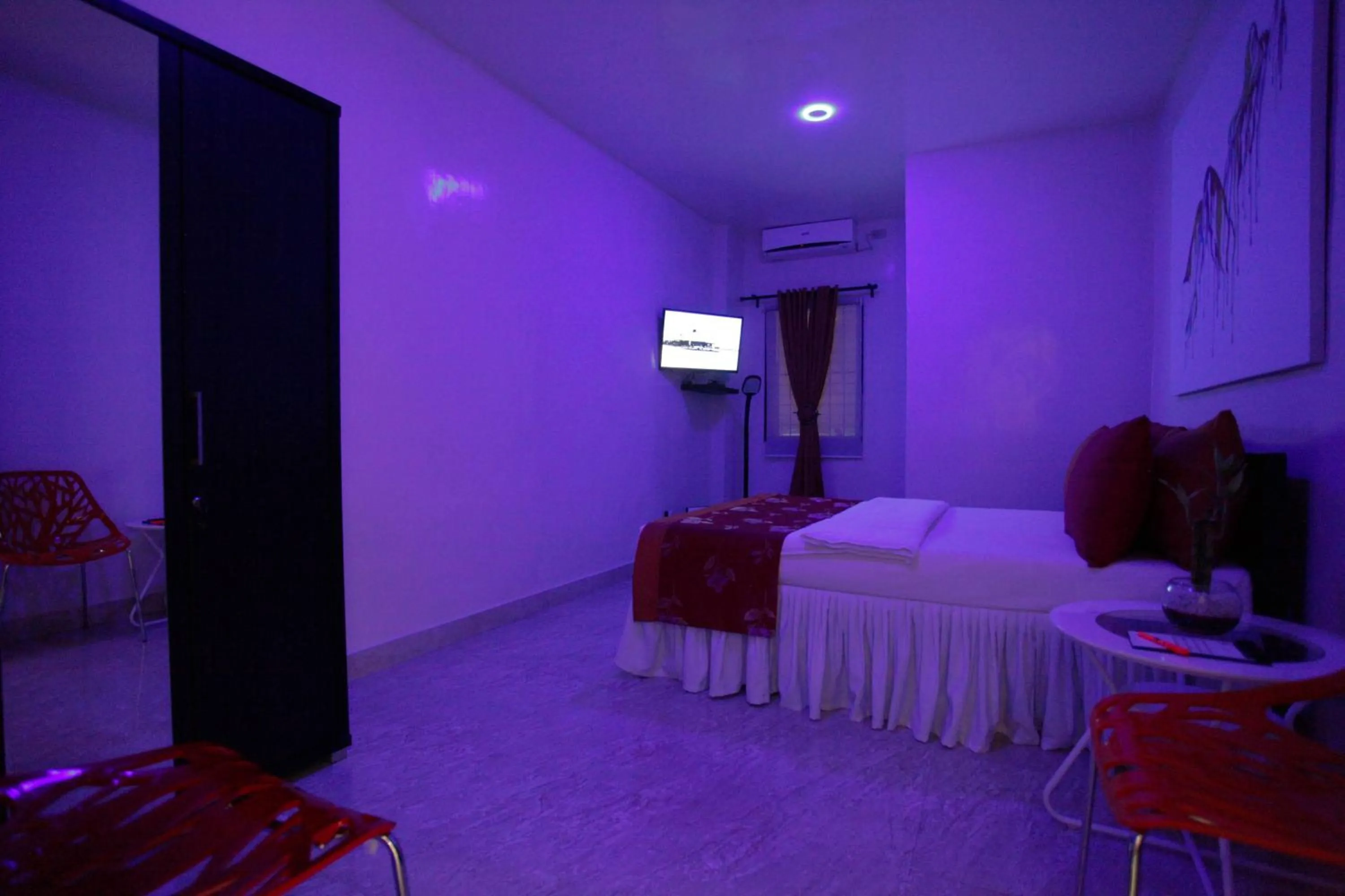 Bed in HalfWay House Hostel Mactan Cebu Airport