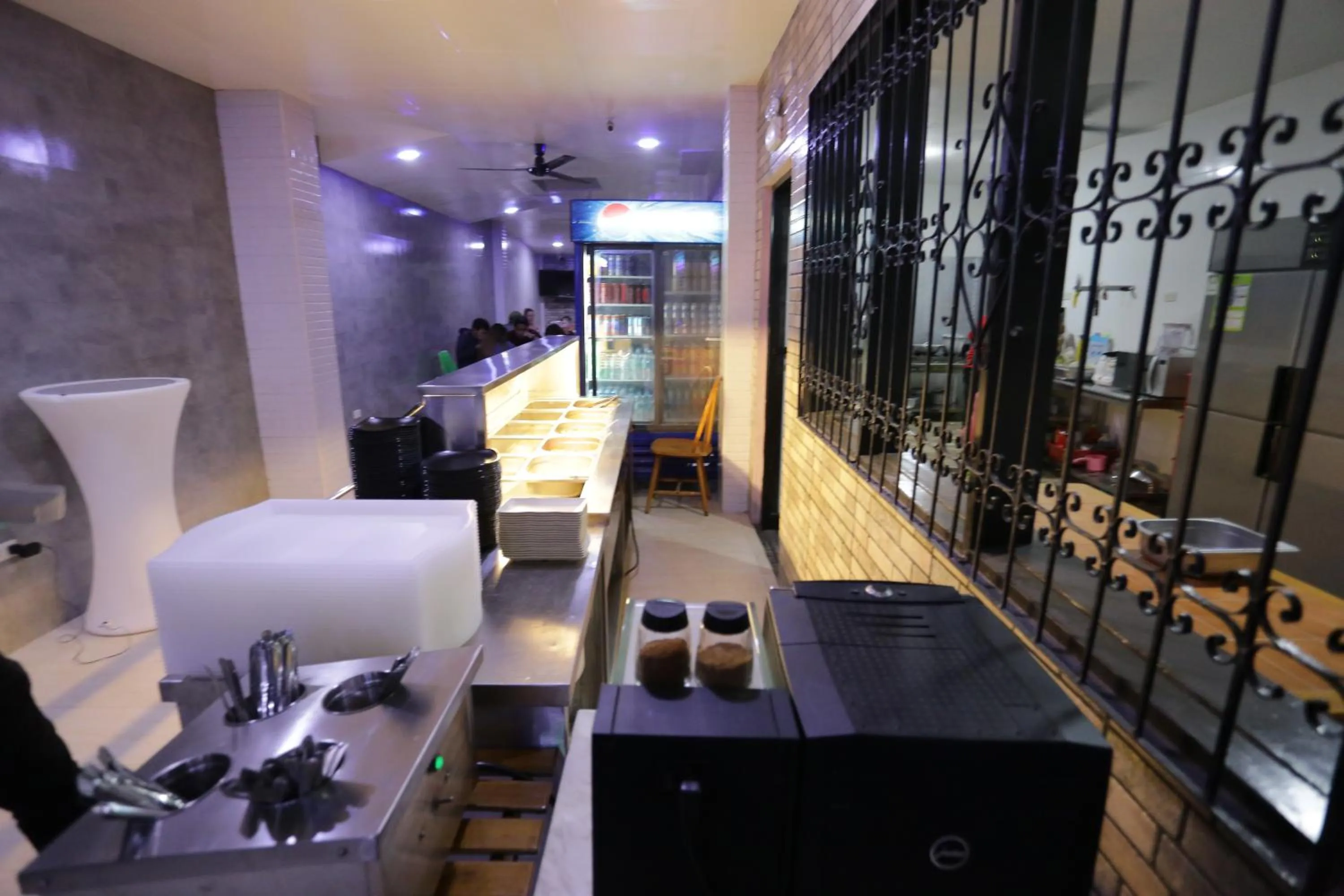 Lounge or bar in HalfWay House Hostel Mactan Cebu Airport