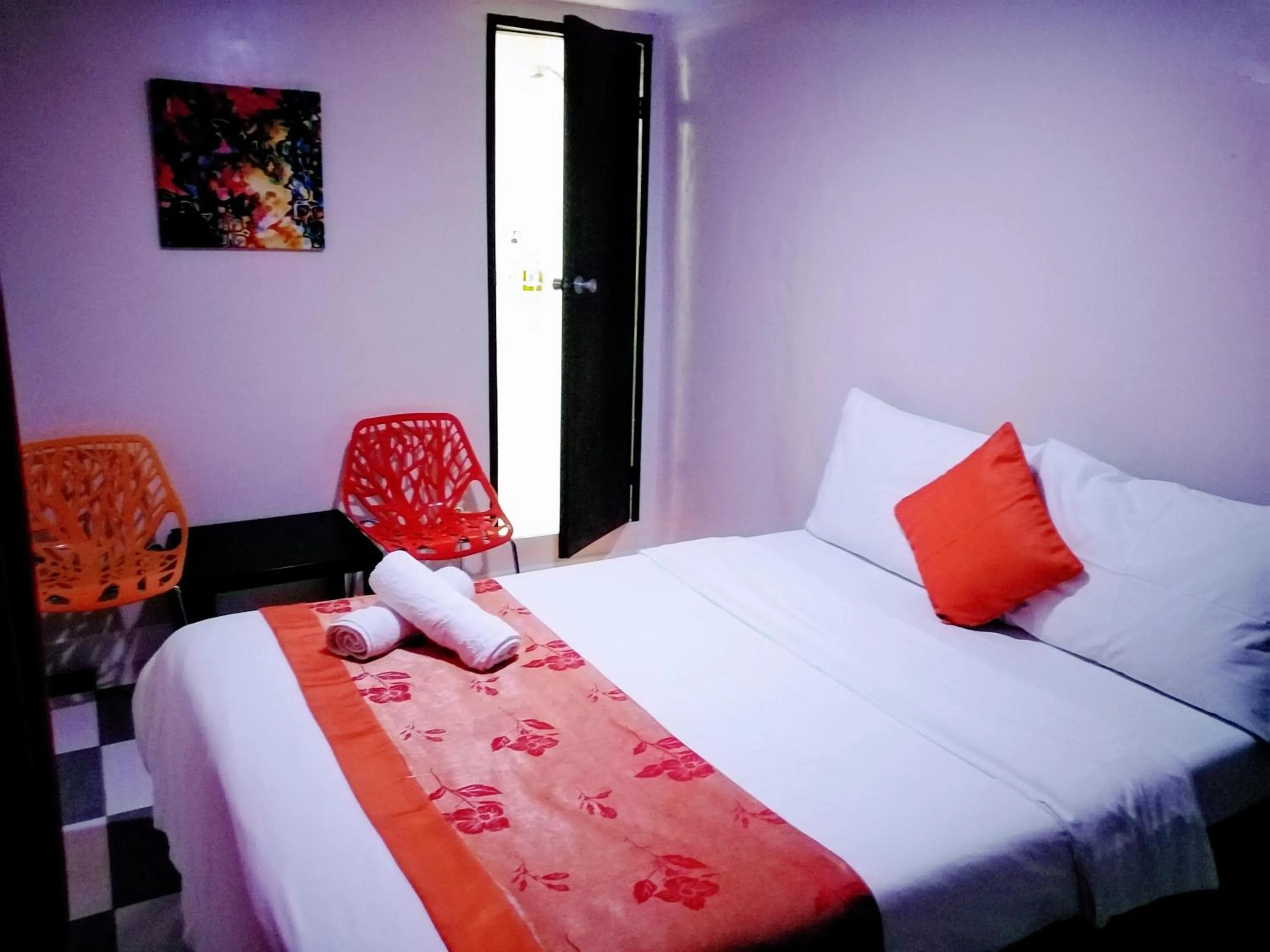 Bed in HalfWay House Hostel Mactan Cebu Airport