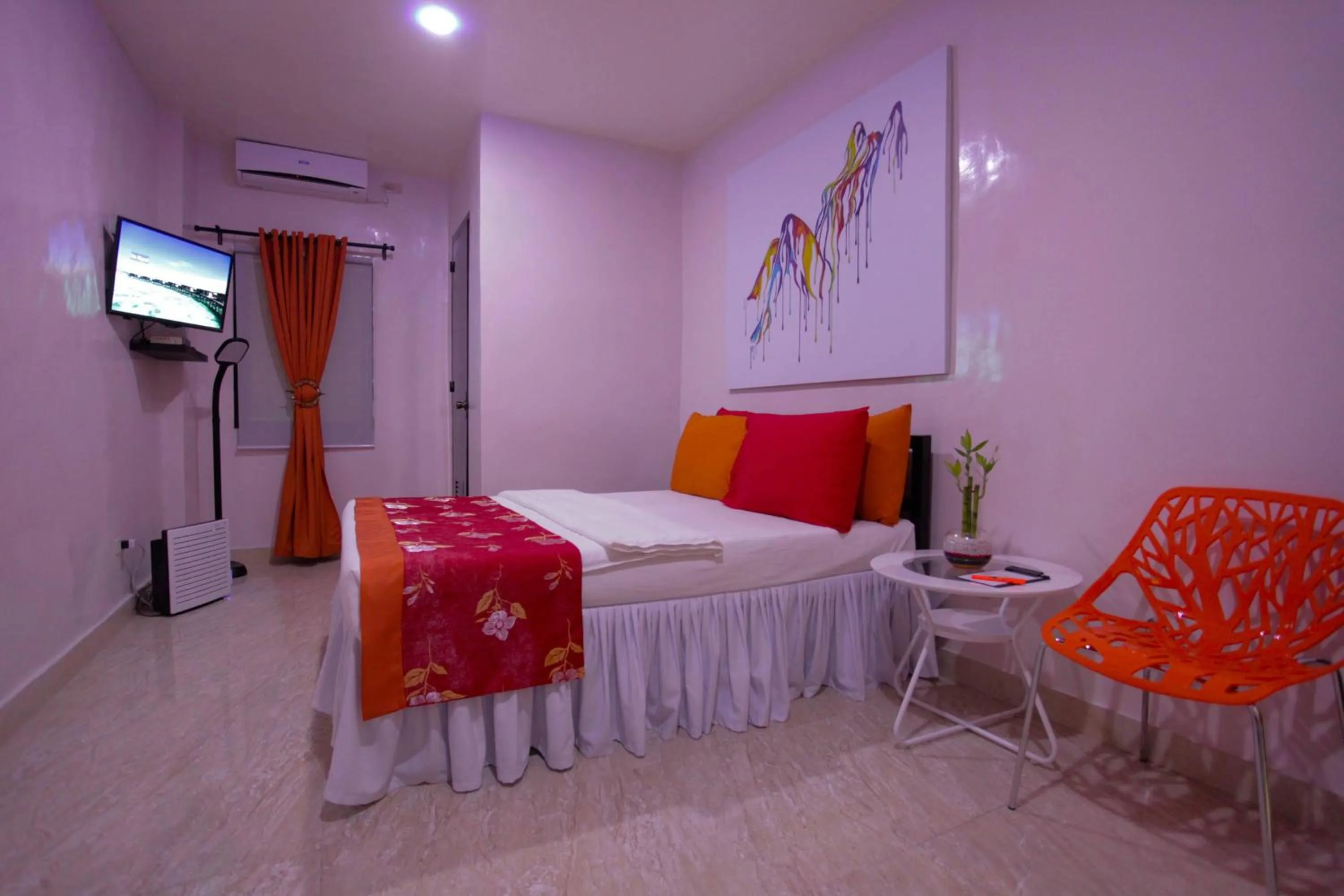 Bed in HalfWay House Hostel Mactan Cebu Airport