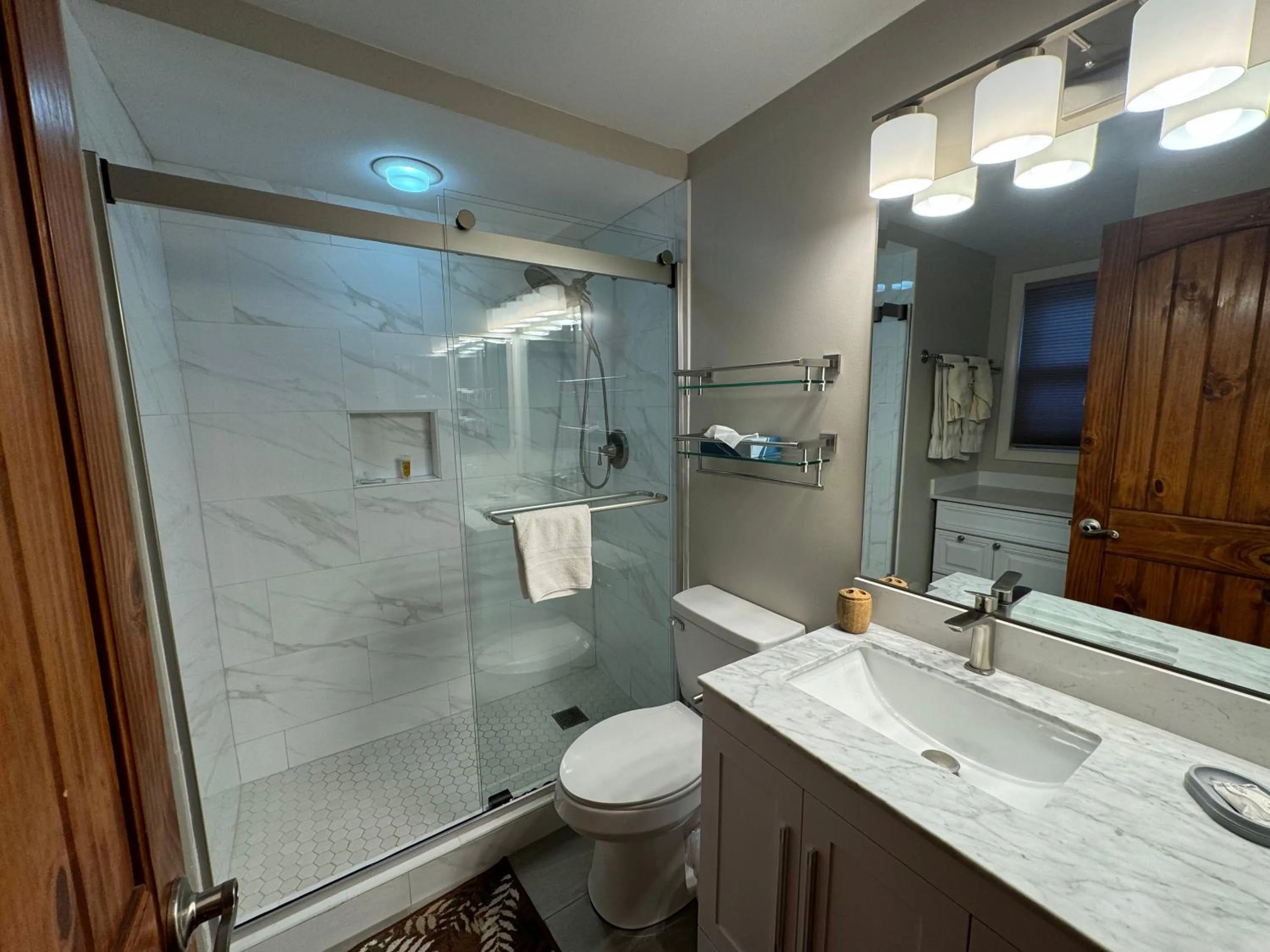 Shadow Mountain Lodge