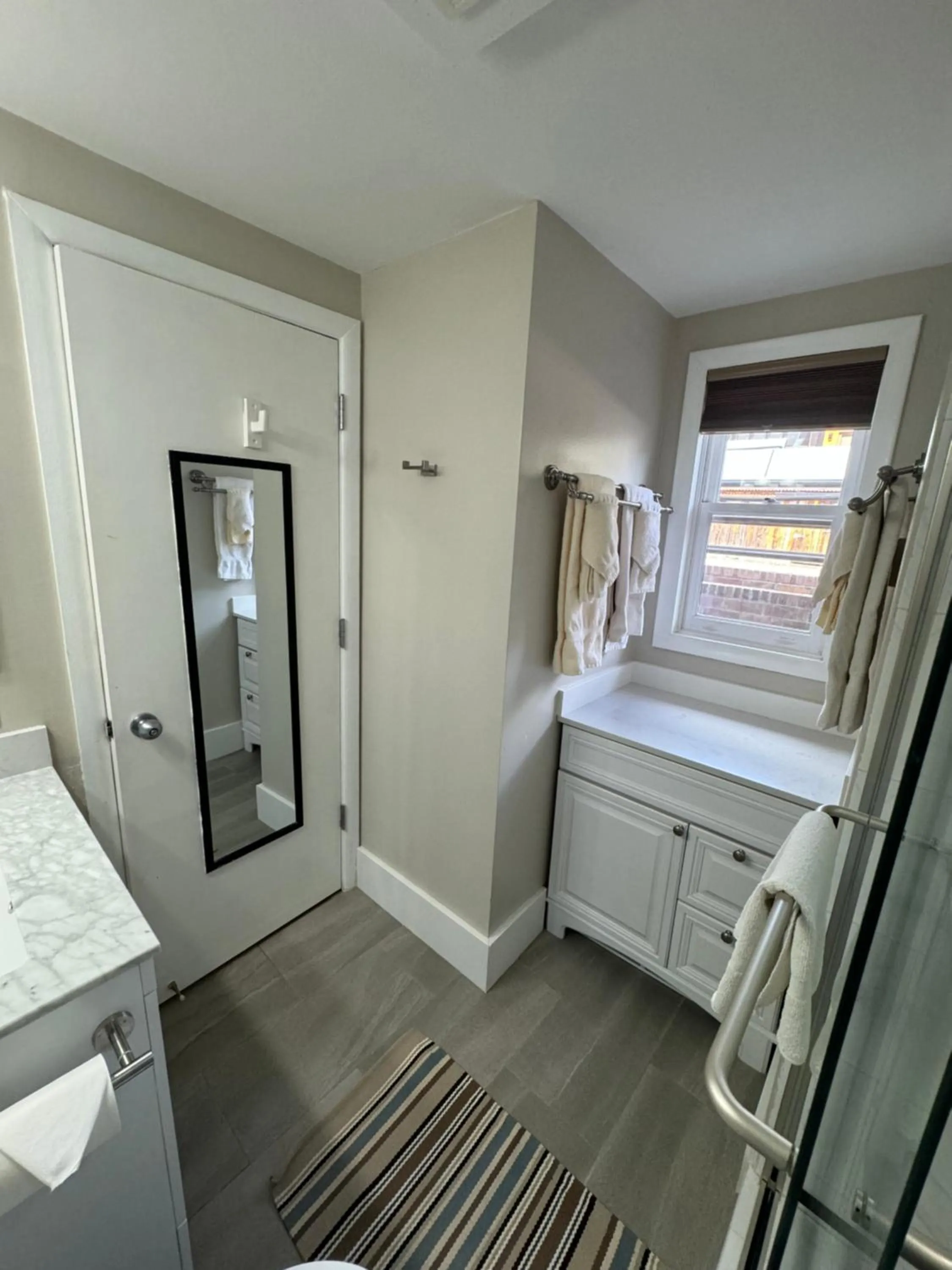 Bed in Shadow Mountain Lodge