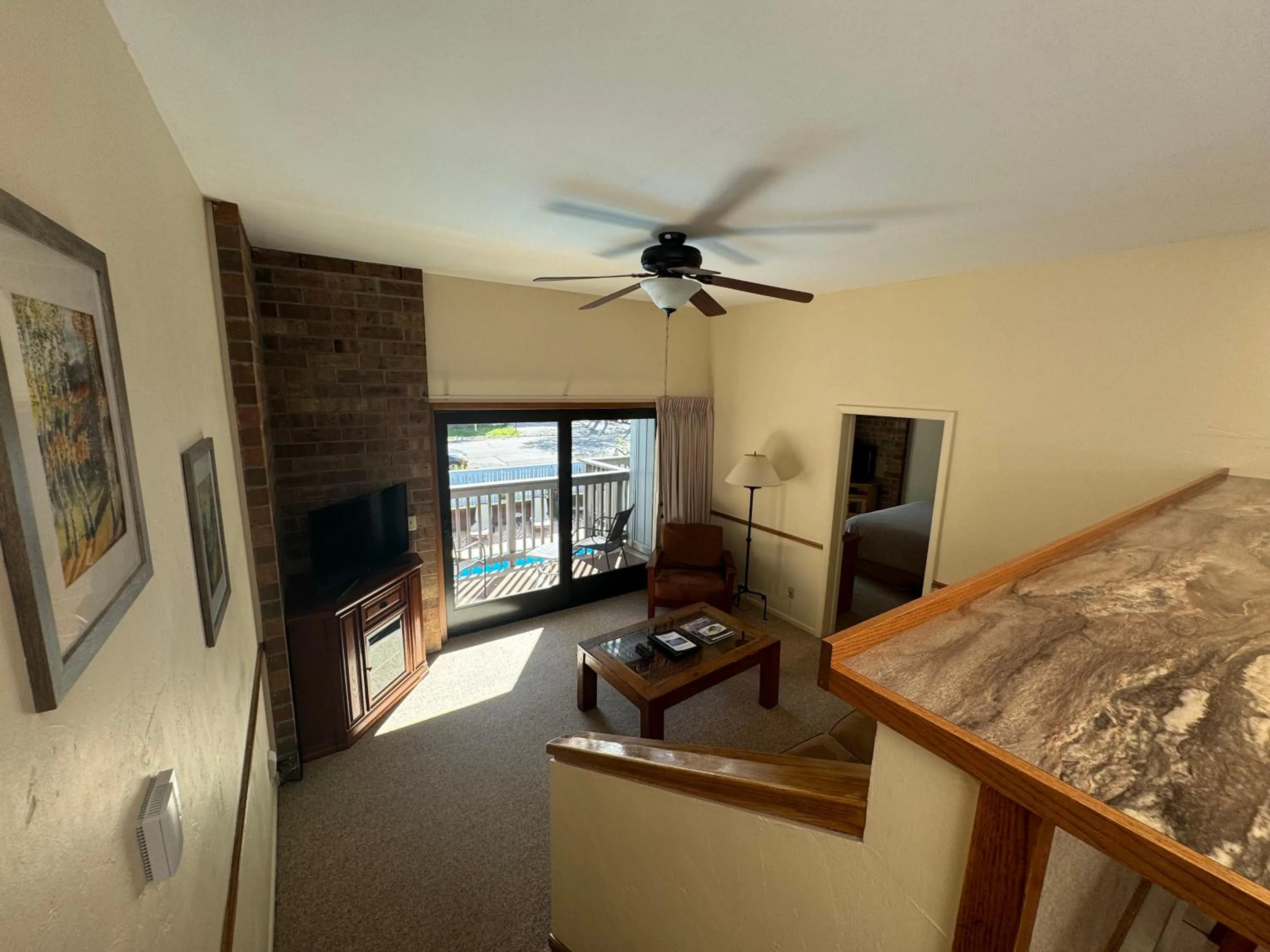 Shadow Mountain Lodge