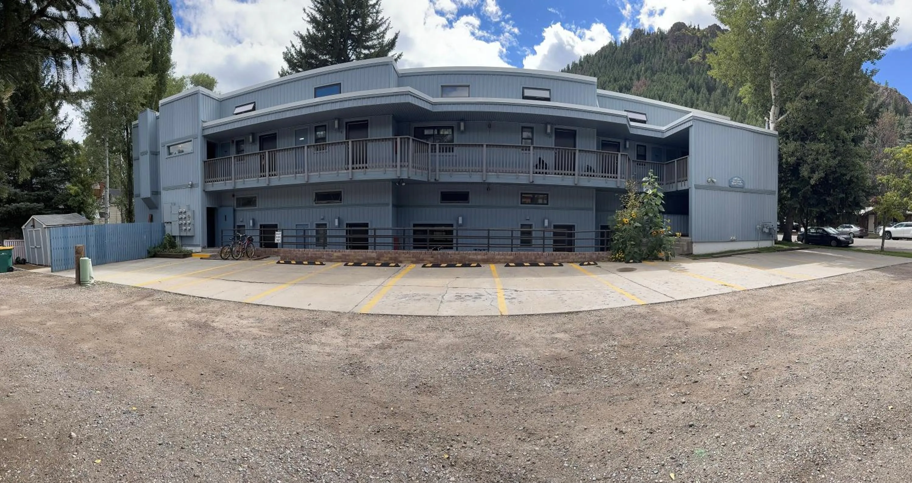 Shadow Mountain Lodge