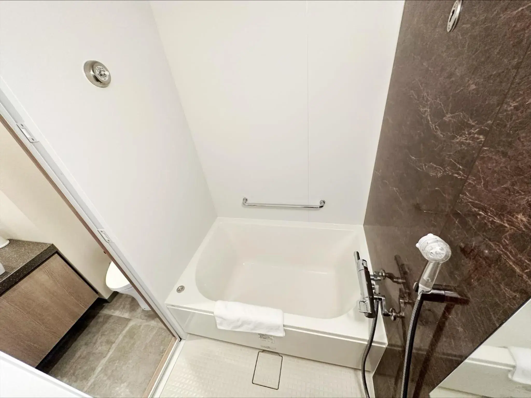 Bathroom in HOTEL SUI AKASAKA by ABEST Bathroom in HOTEL SUI AKASAKA by ABEST