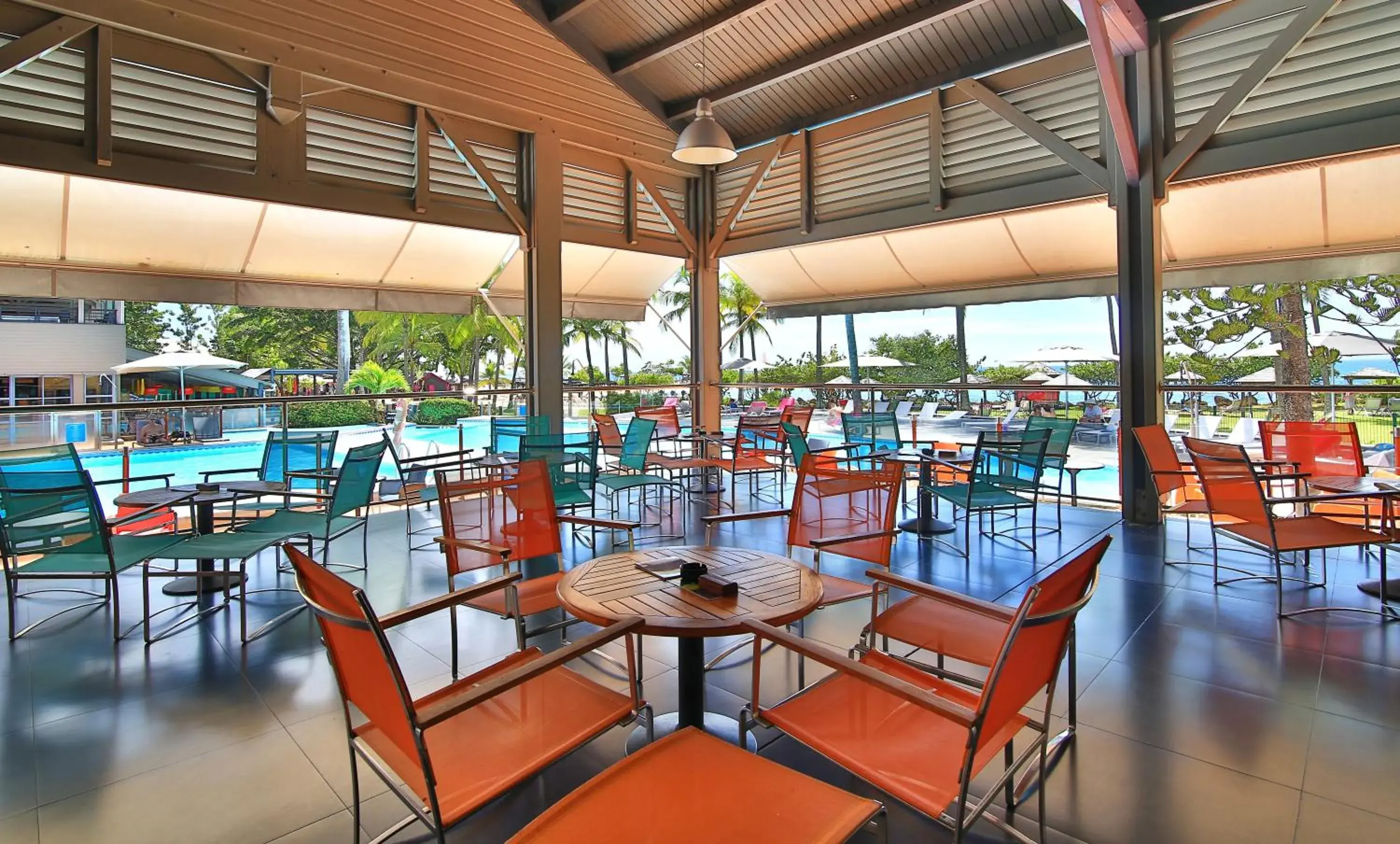 Restaurant/places to eat in La Creole Beach Hotel & Spa Restaurant/places to eat in La Creole Beach Hotel & Spa