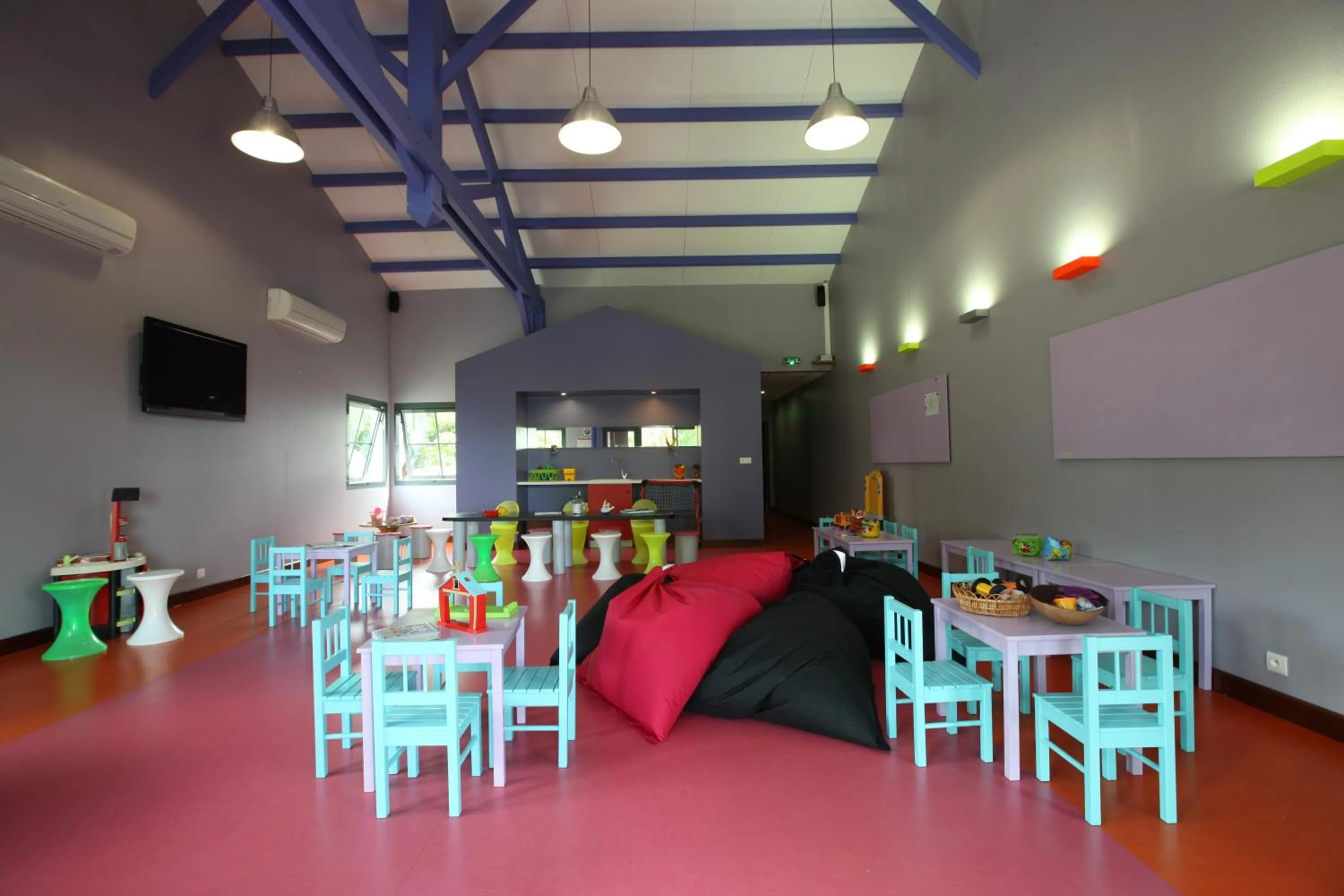 Restaurant/places to eat in La Creole Beach Hotel & Spa