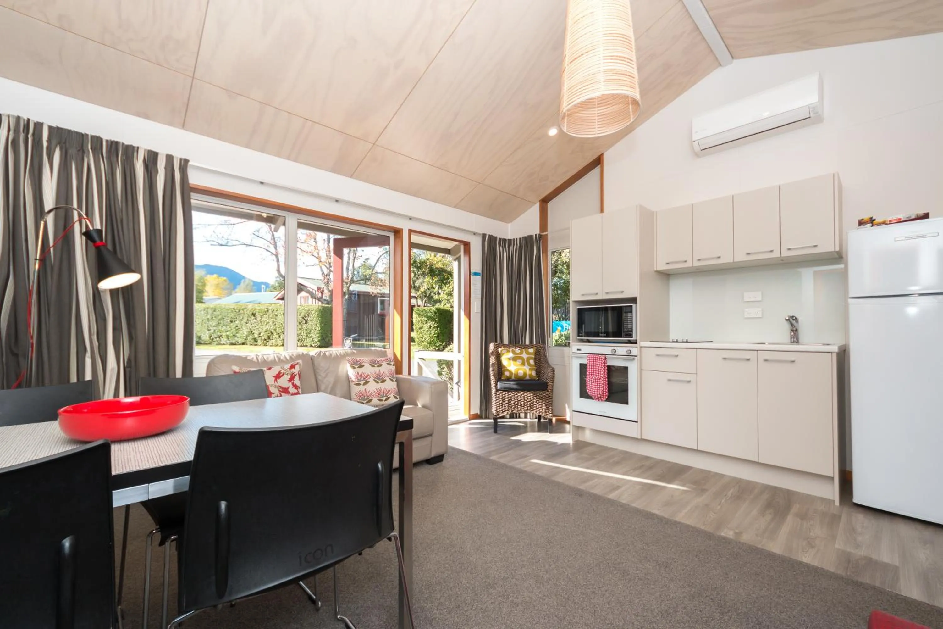 Kitchen or kitchenette in Hanmer Springs TOP 10 Holiday Park