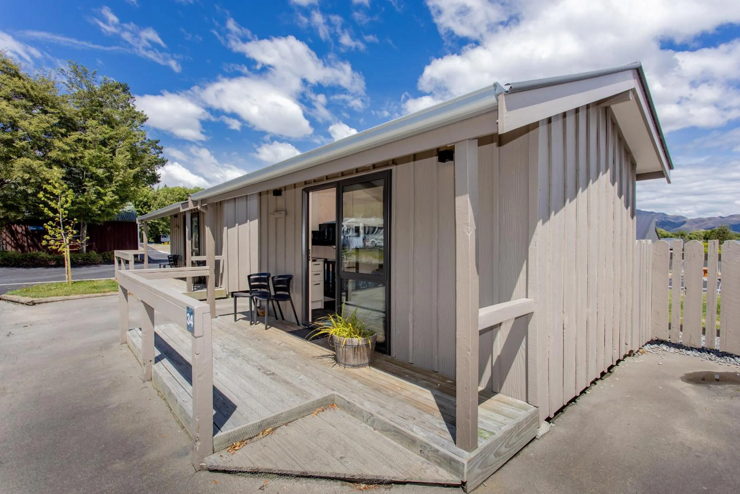 Property building in Hanmer Springs TOP 10 Holiday Park