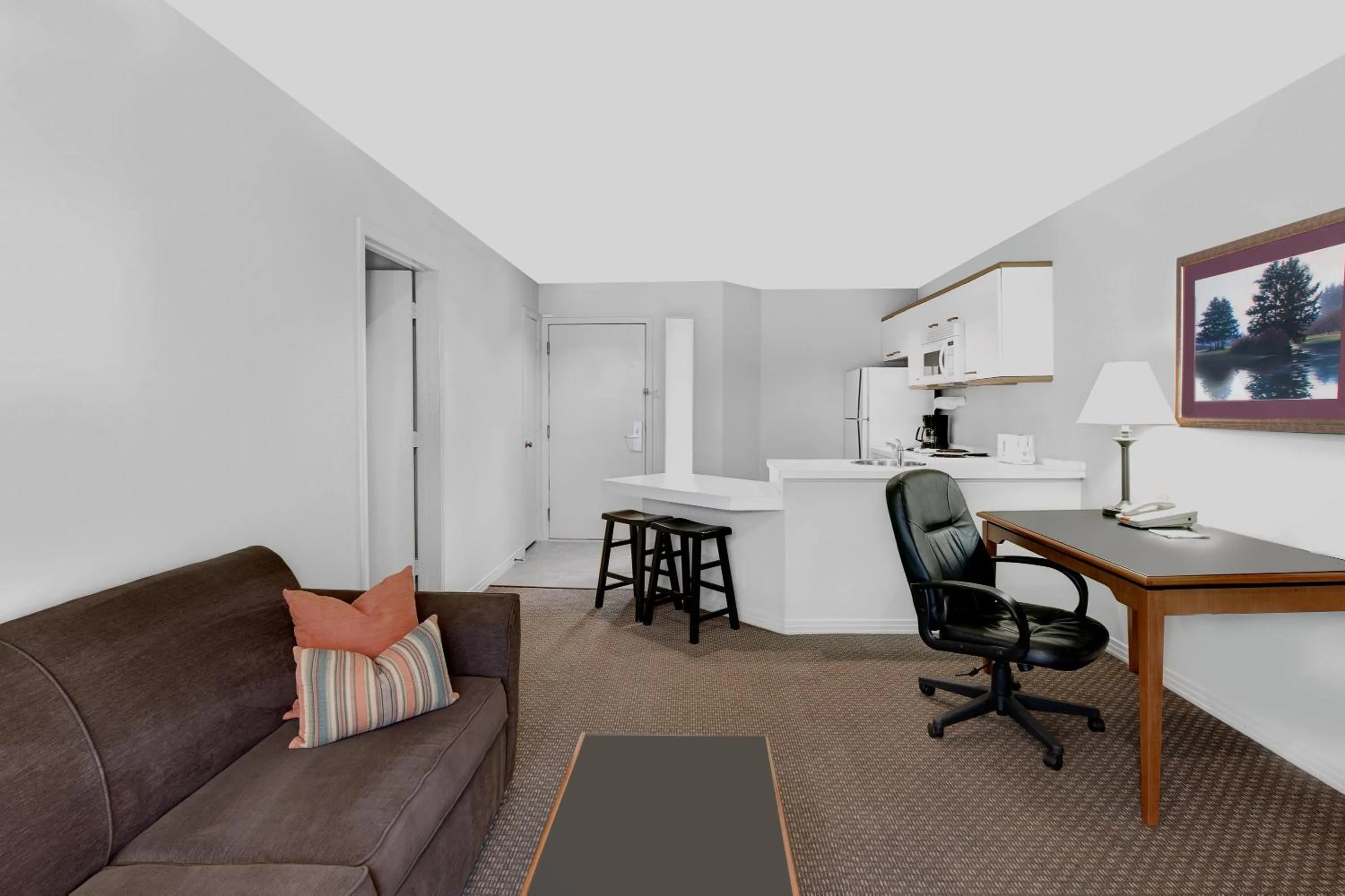 Kitchen or kitchenette in Value Suites Extended Stay - Arlington