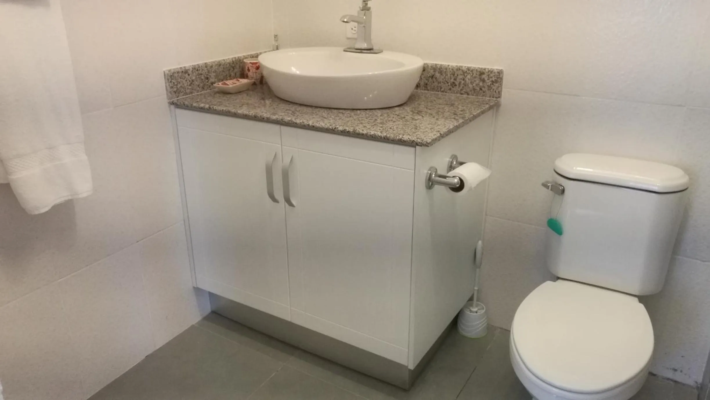 Bathroom in Hotel Gerald